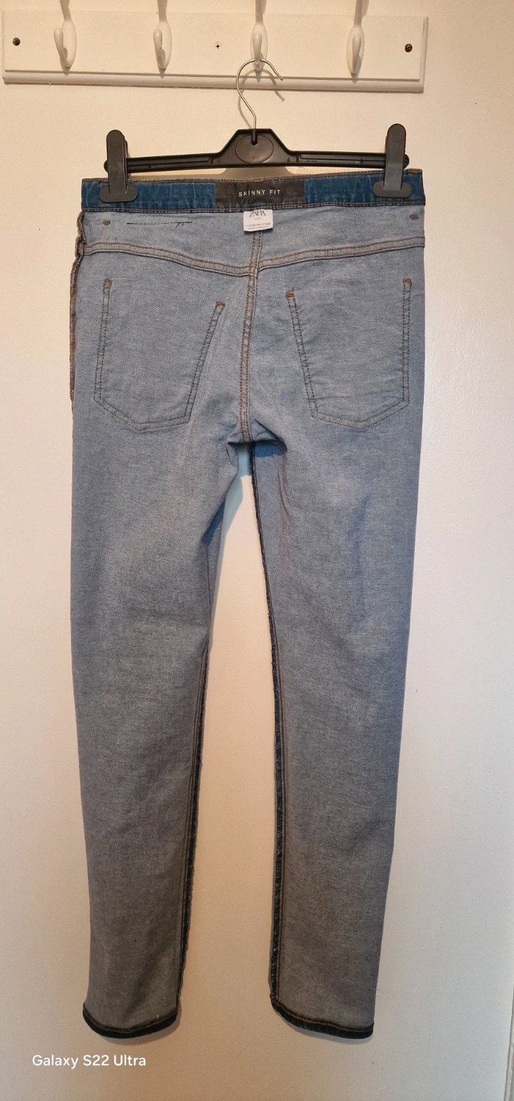 Girls jeans, Zara, 14 years / 164 cm, Like New condition — preloved on SilentSale®
