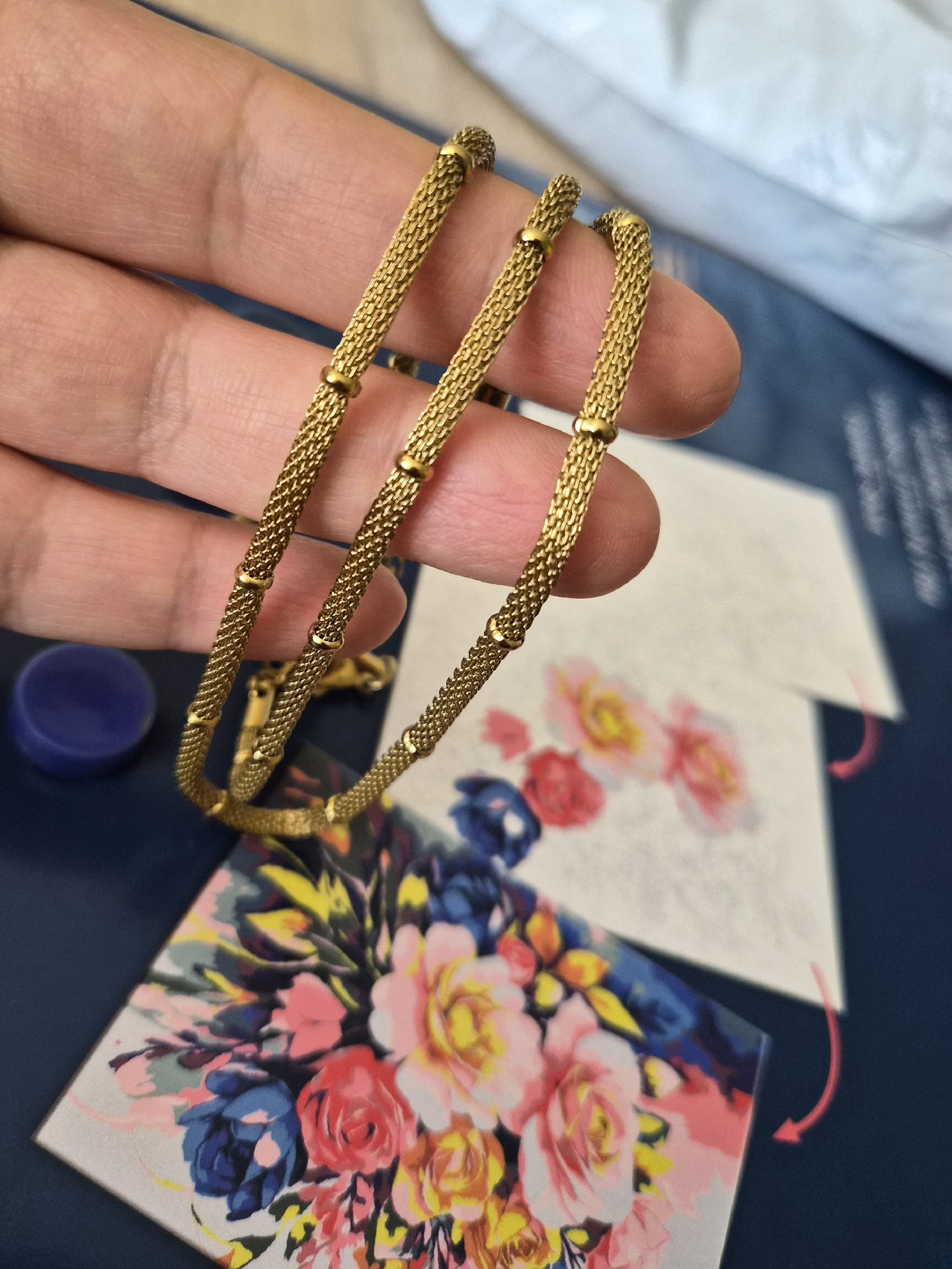 Gold Tone Mesh Necklace and Bracelet Set, Unbranded, One Size, New condition — preloved on SilentSale®