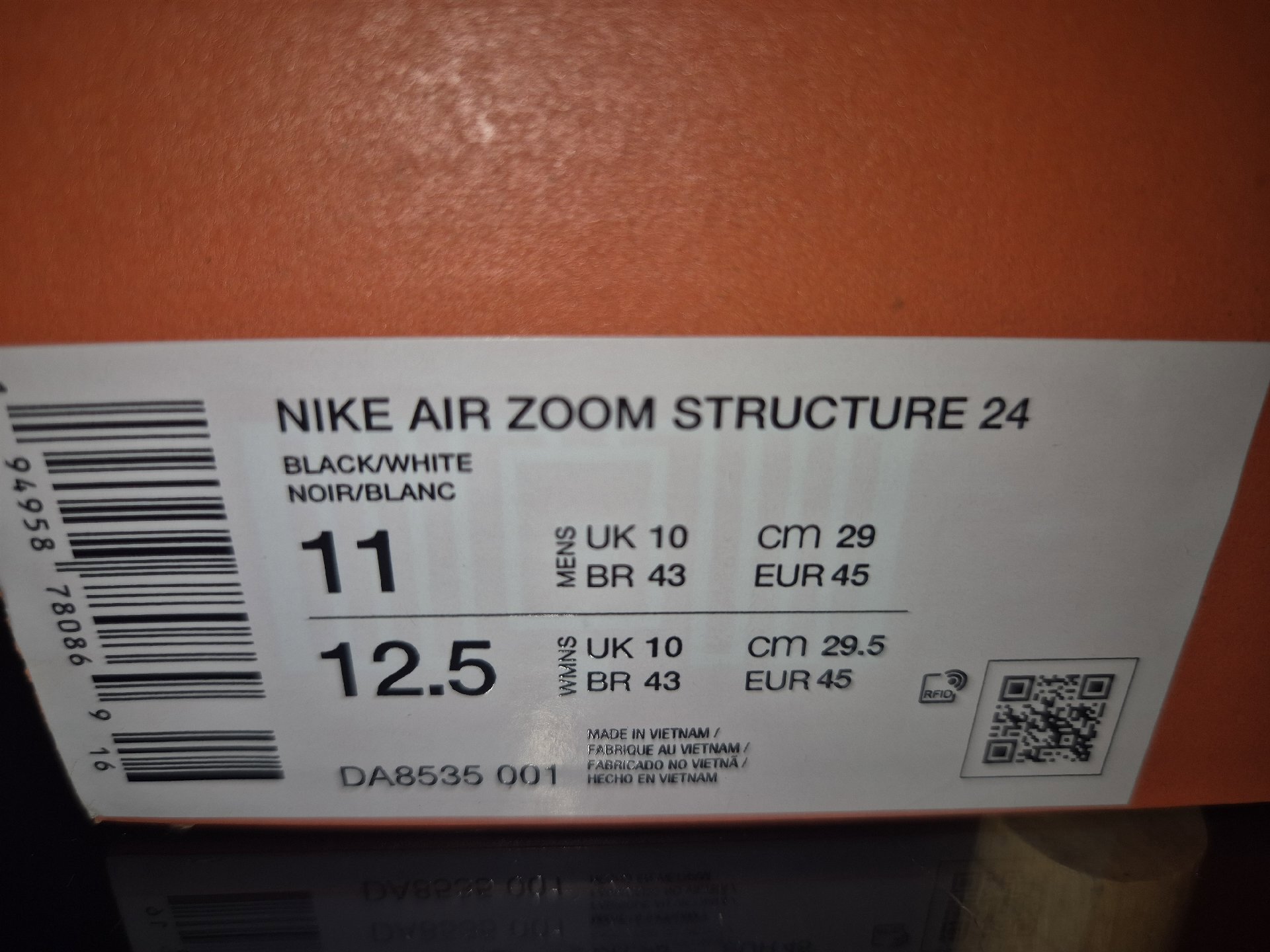 Nike Black Running Trainers Dynamic Fit System – UK 10, Nike, 10, New condition — preloved on SilentSale®
