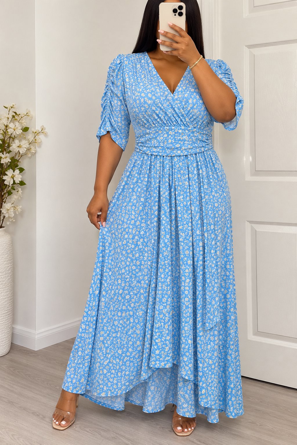 Blue Floral Print Maxi Dress with Puff Sleeves, Jolie Moi, 18, Excellent condition — preloved on SilentSale®