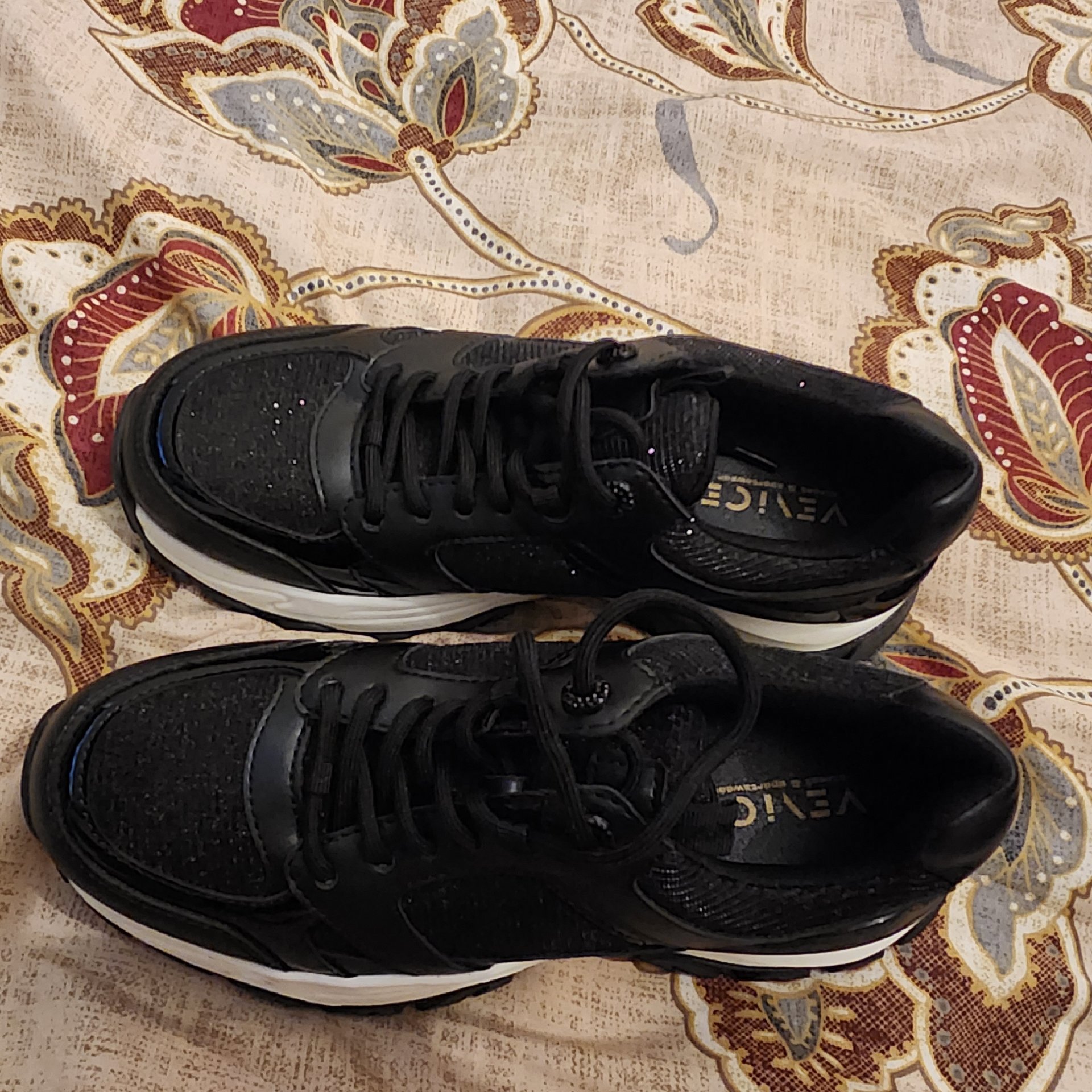 Venice Black Chunky Sole Trainers, Venice, 5, New condition — preloved on SilentSale®