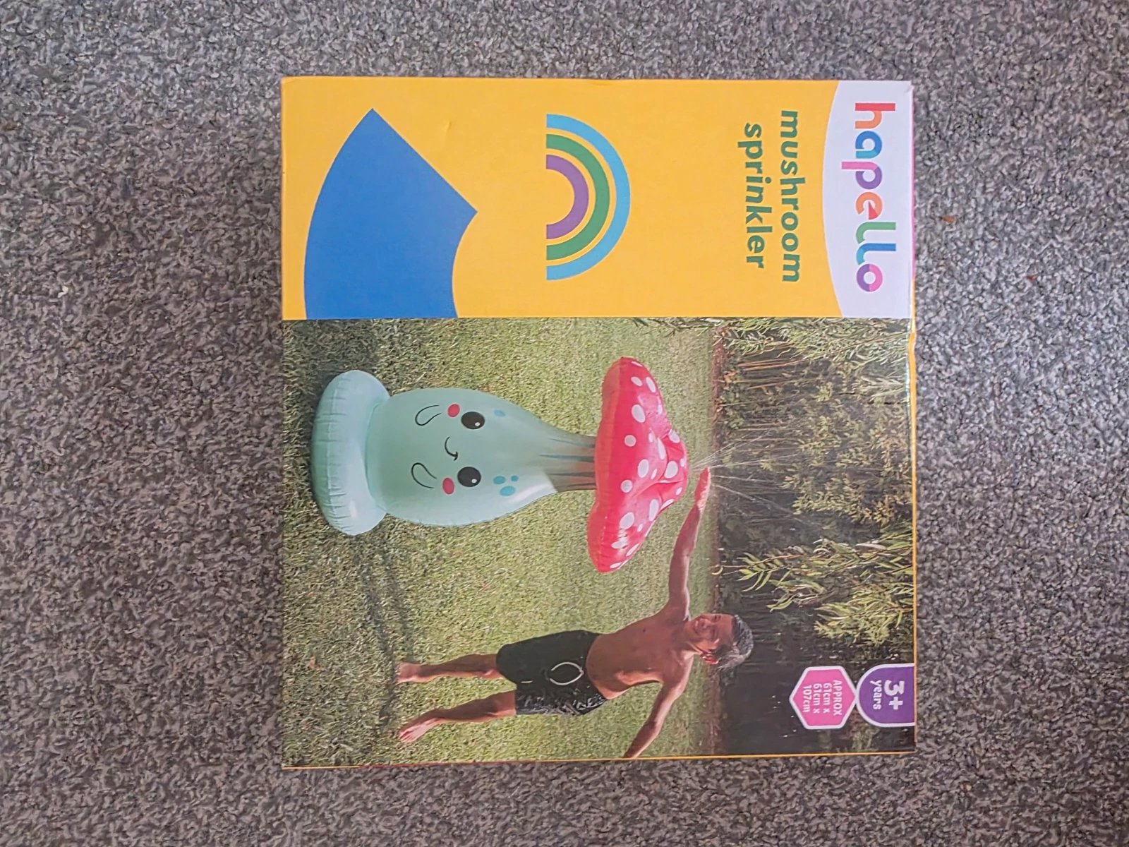 Mushroom sprinkler, Hapello, 18-24 months / 86 cm, New condition — preloved on SilentSale®