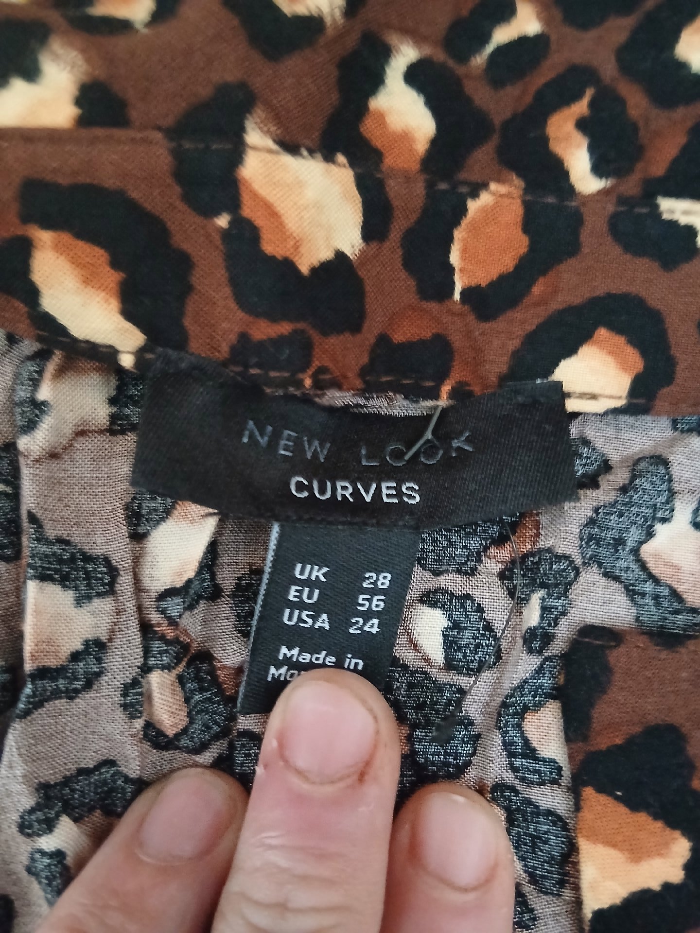 New Look Curves Leopard Print Shirt Blouse – UK 28, New Look Curves, UK 28, New condition — preloved on SilentSale®