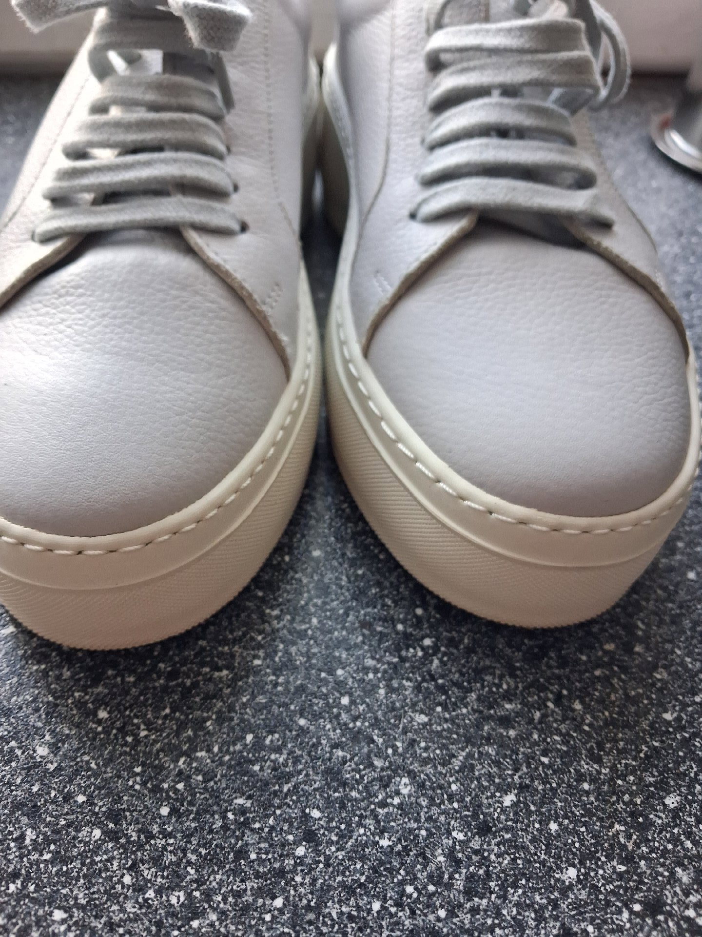 Kiin White Leather Platform Trainers – Size 5, Kiin, 5, Excellent condition — preloved on SilentSale®