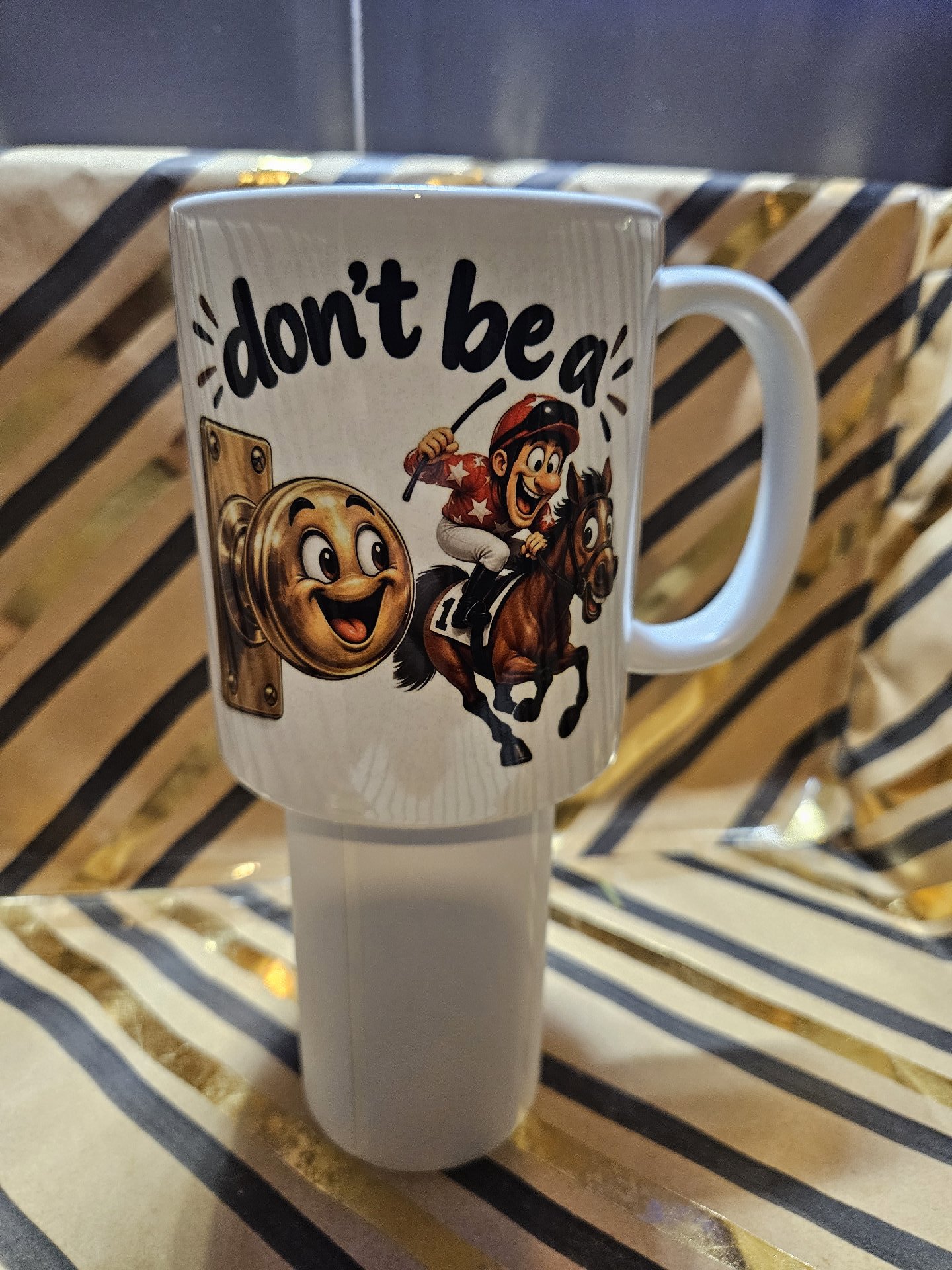 Novelty Ceramic Mug with Humorous Horse Racing Design, Unbranded, One Size, New condition — preloved on SilentSale®