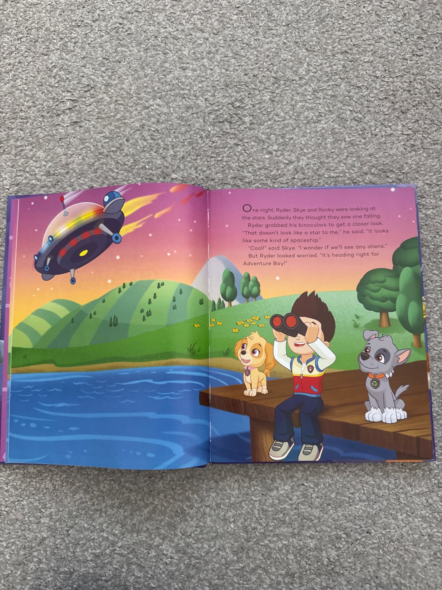 Nickelodeon PAW Patrol Chase's Space Case, Nickelodeon, One Size, Excellent condition — preloved on SilentSale®