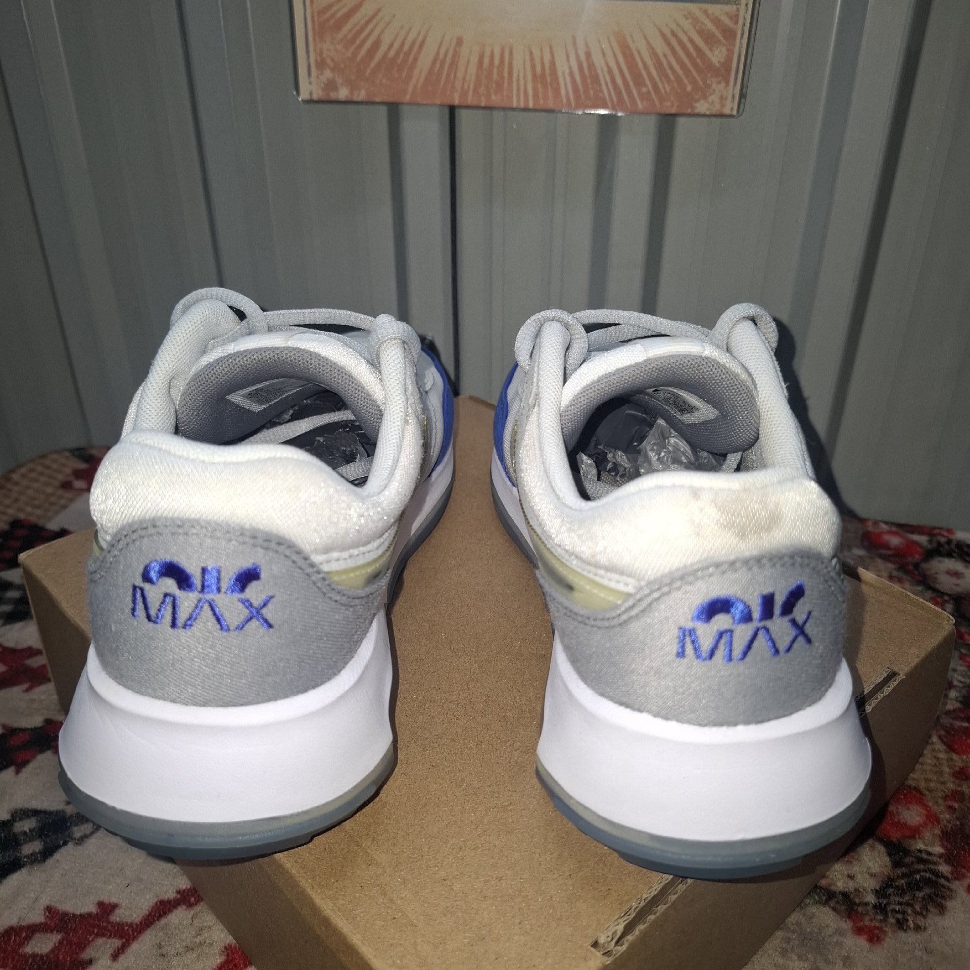 Nike Air Max White and Blue Trainers – UK 6, Nike, 6, Good condition — preloved on SilentSale®