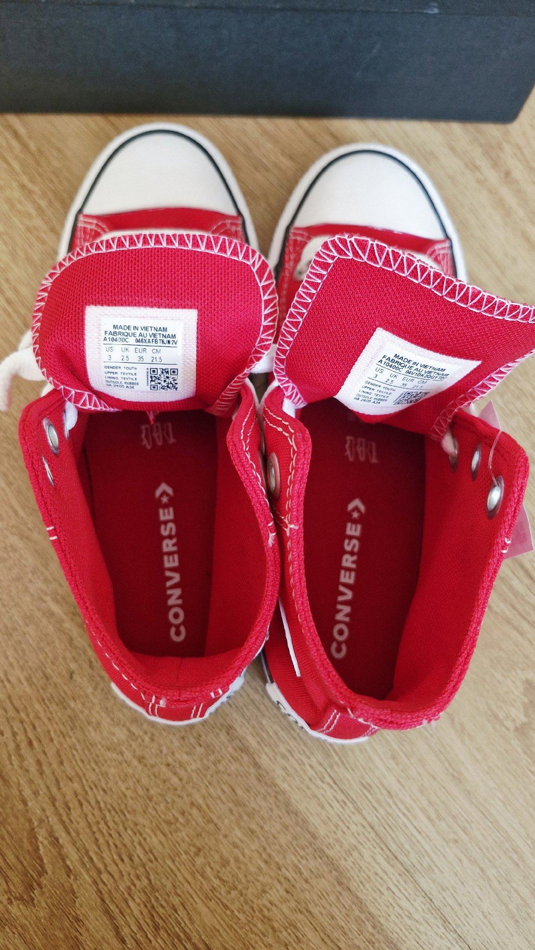 Converse Red Chuck Taylor All Star High Top Trainers – UK 2.5, Converse, 2.5, New condition — preloved on SilentSale®