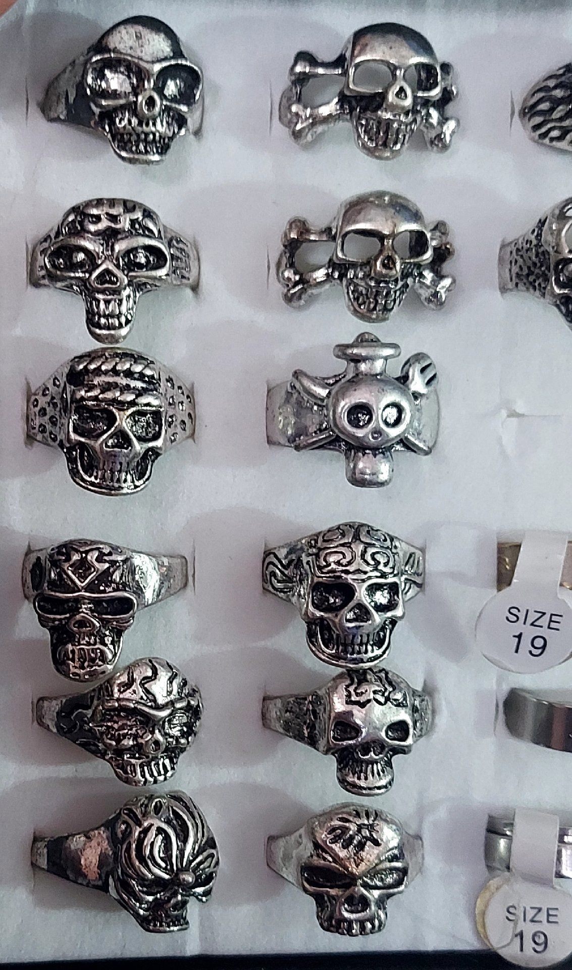 Mixed Stainless Steel Rings Set with Peace and Skull Designs, Unbranded, One Size, Excellent condition — preloved on SilentSale®