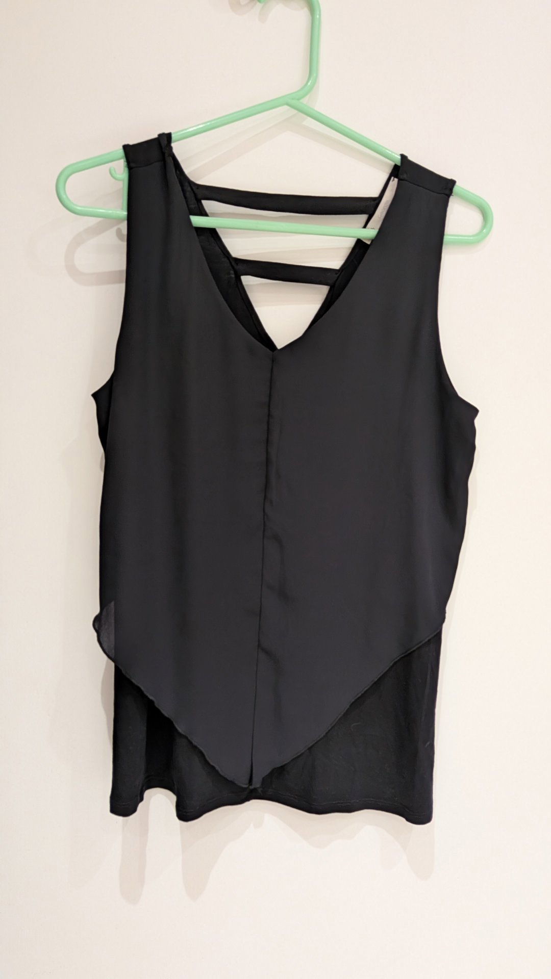 UK Size 12 EUR 40 George Black Chiffon Asymmetric Frill Top, George, 12, Excellent condition — preloved on SilentSale®