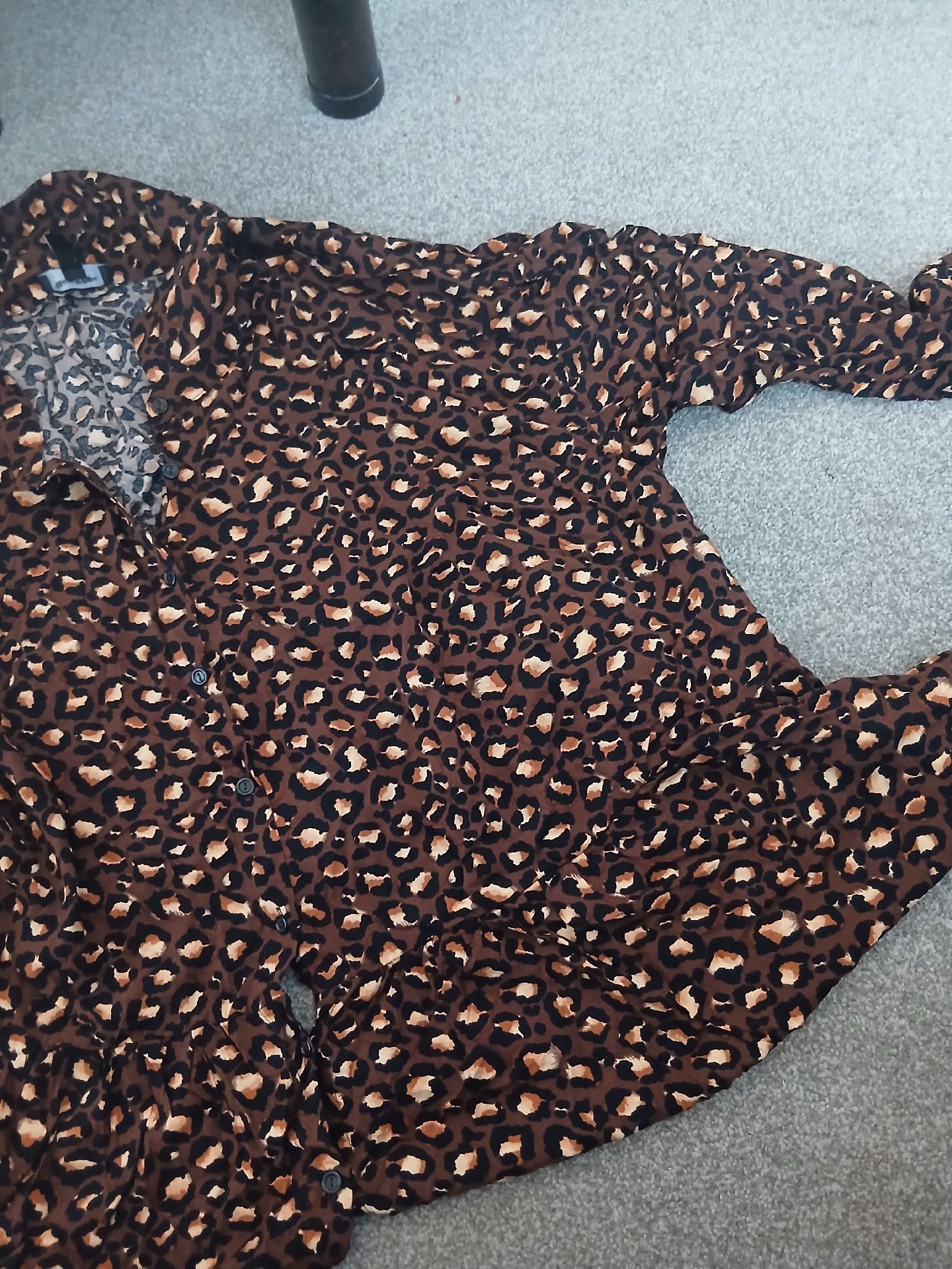 New Look Curves Leopard Print Shirt Blouse – UK 28, New Look Curves, UK 28, New condition — preloved on SilentSale®