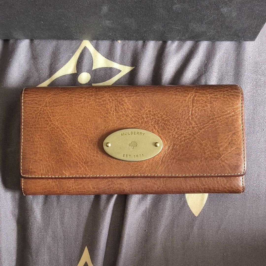 Mulberry Brown Leather Wallet, Mulberry, Medium, Excellent condition — preloved on SilentSale®