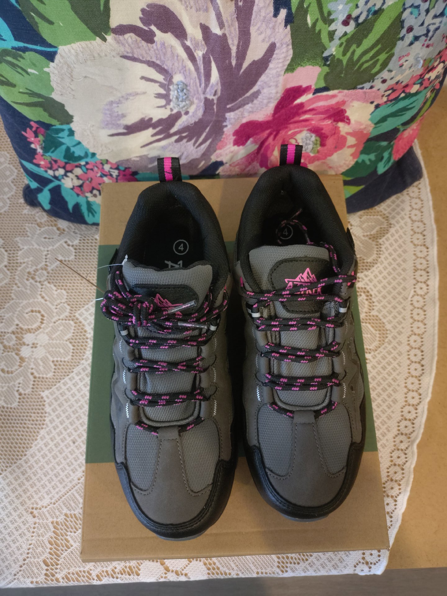 Aztrek Waterproof Trail Shoes Grey – UK 4, Aztrek, 4, New condition — preloved on SilentSale®