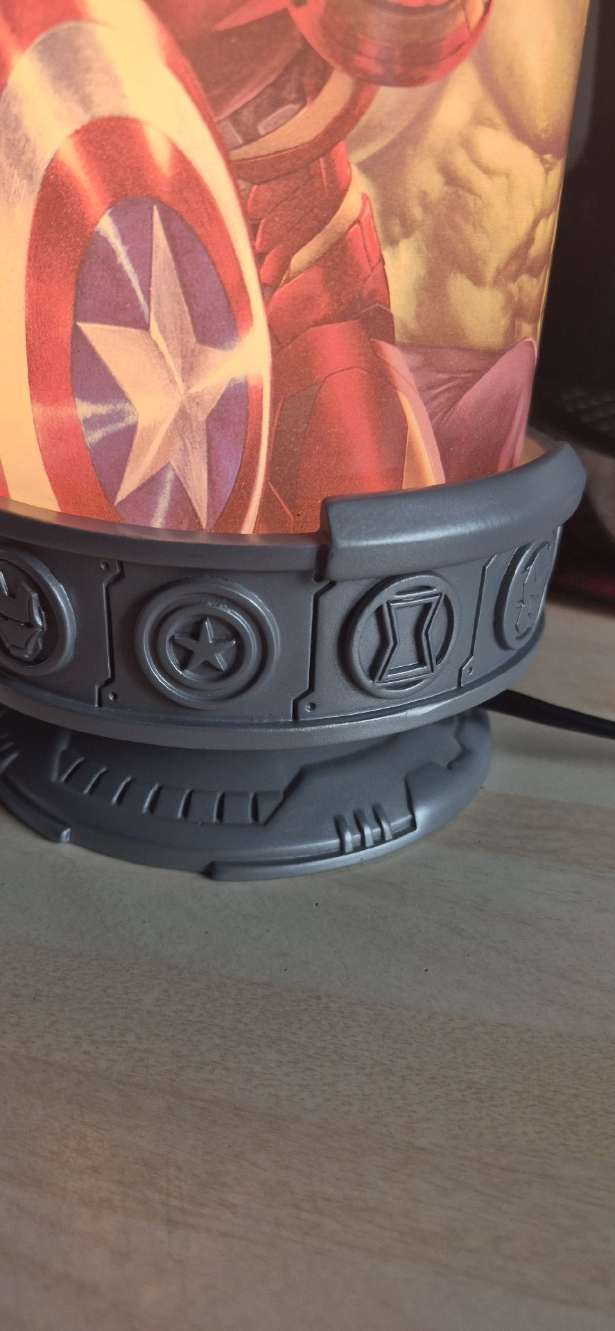 Scentsy Avengers Themed Electric Wax Melt Burner, Scentsy, Medium, Excellent condition — preloved on SilentSale®