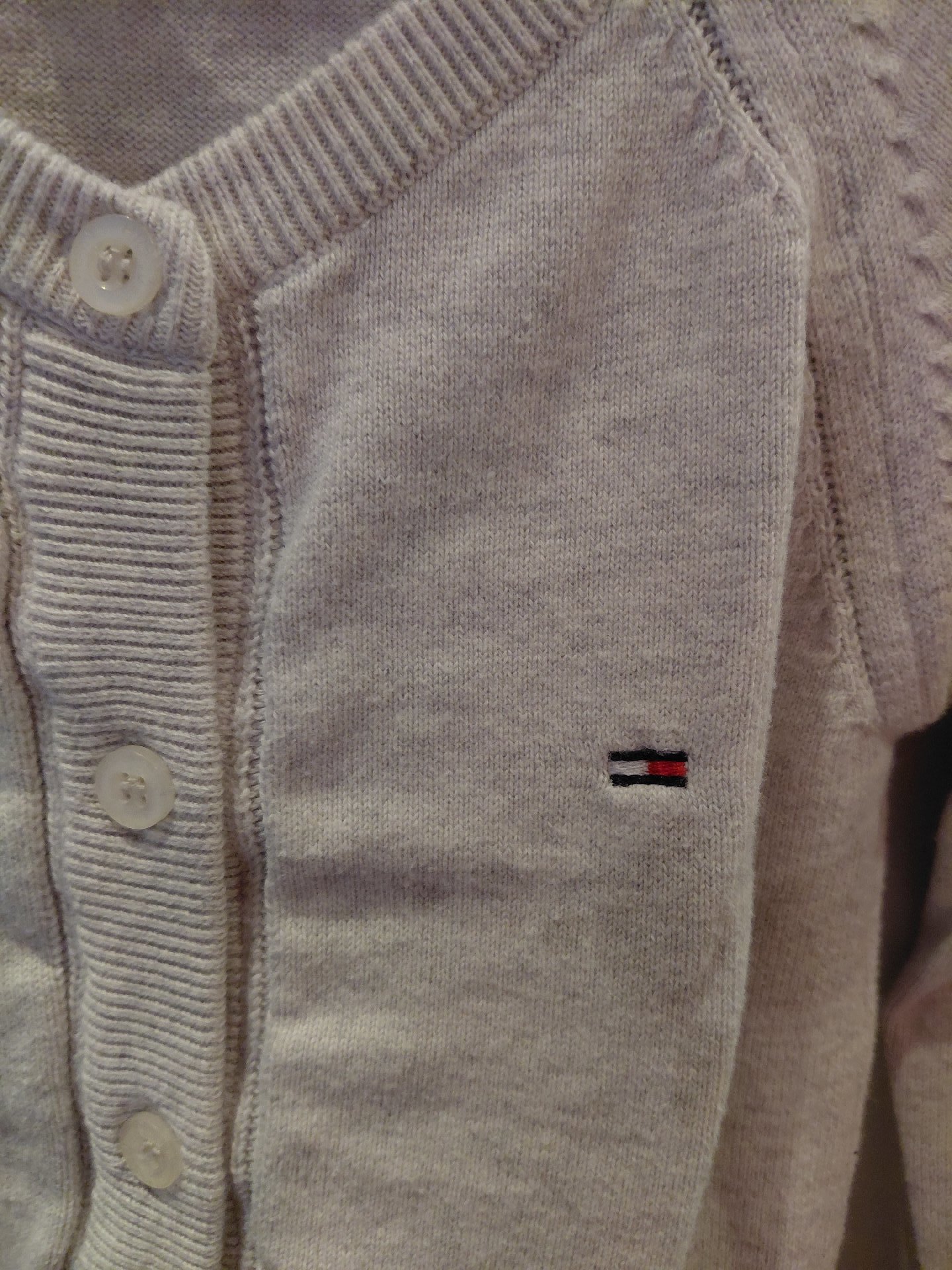 Gorgeous tommy hilfrige cardigan, Tommy Hilfiger, 12-18M, Good condition — preloved on SilentSale®