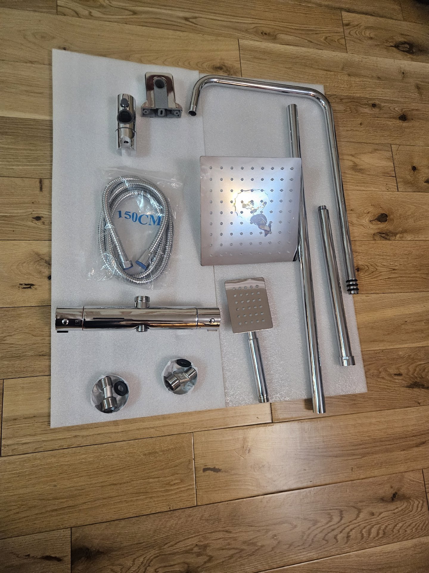 Chrome Thermostatic Exposed Bathroom Shower Mixer Square Twin Head Large Bar Set, Unbranded, Extra Large, New condition — preloved on SilentSale®