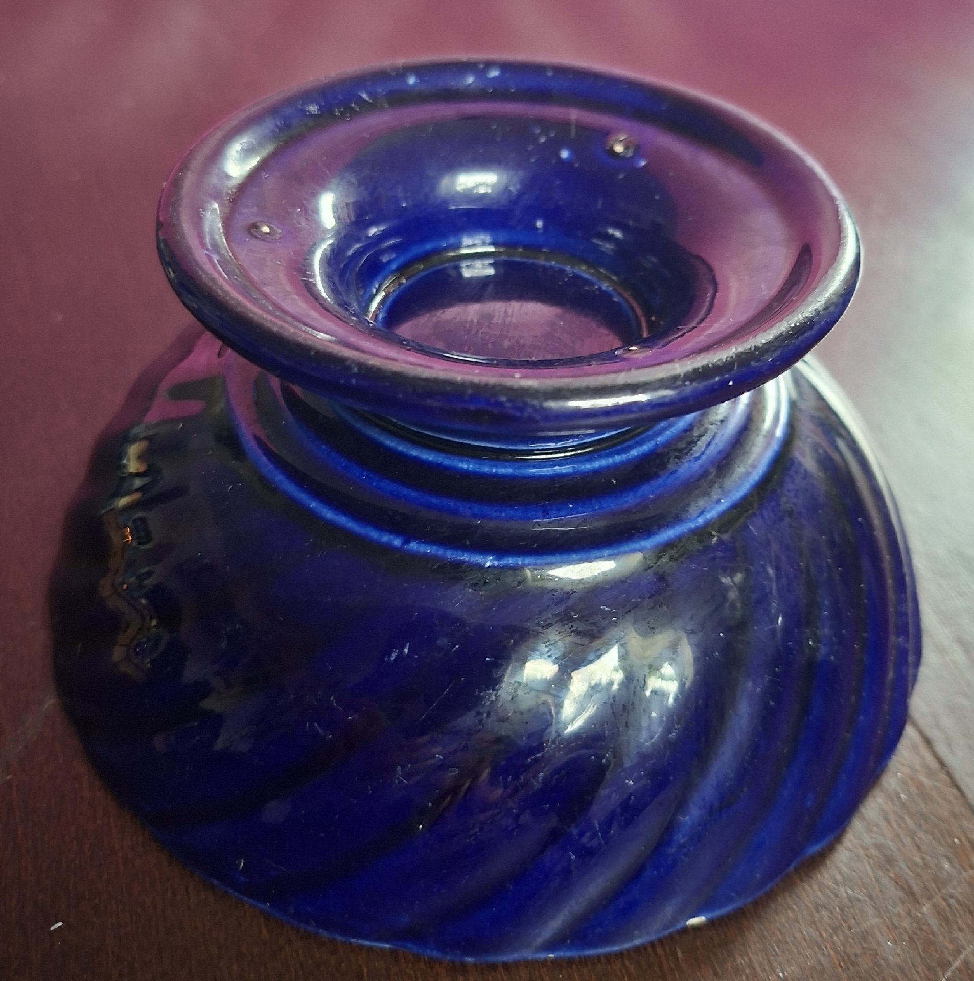 Blue Glass Pedestal Bowl, Unbranded, One Size, Good condition — preloved on SilentSale®