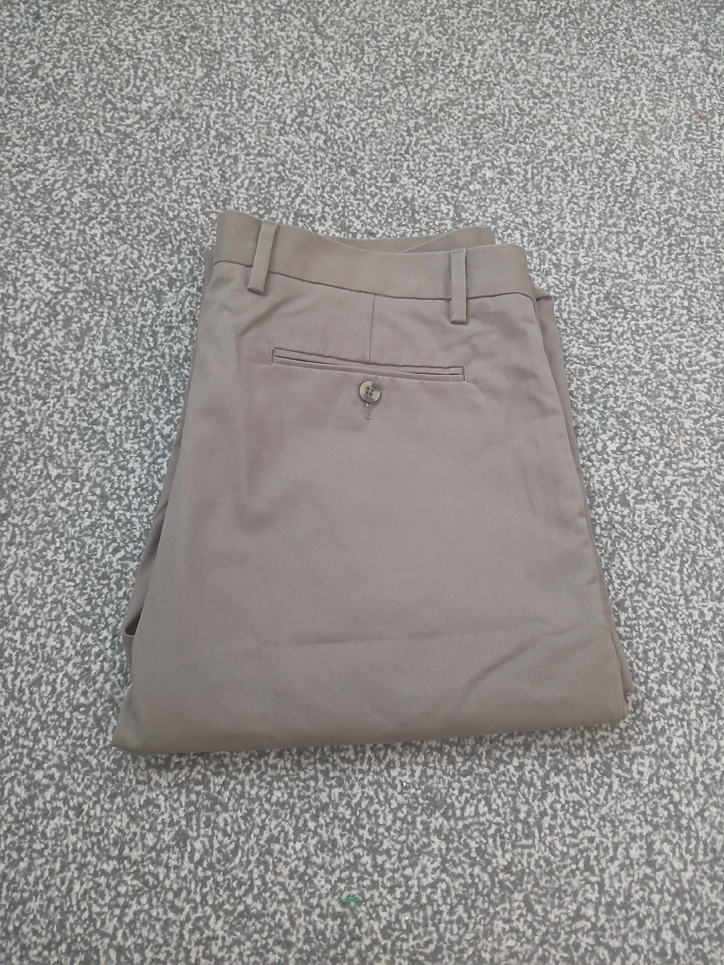 Men’s Amazon Essentials chino trousers in size 35W x 28L., Amazon Essentials, 35W x 28L, New condition — preloved on SilentSale®