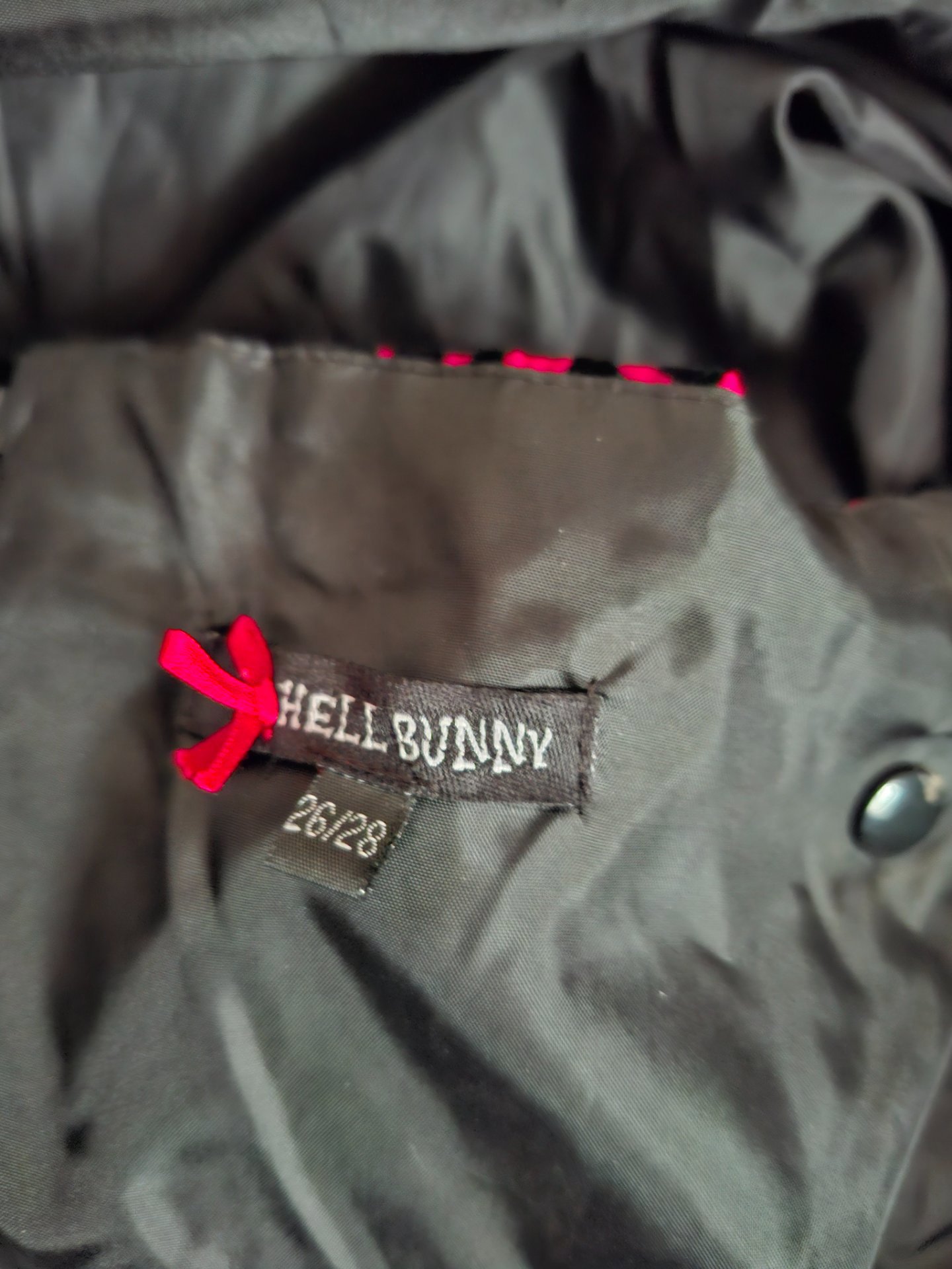 Hell Bunny Red and Black Velvet Tulle Dress – UK 26/28, Hell Bunny, 26, New condition — preloved on SilentSale®