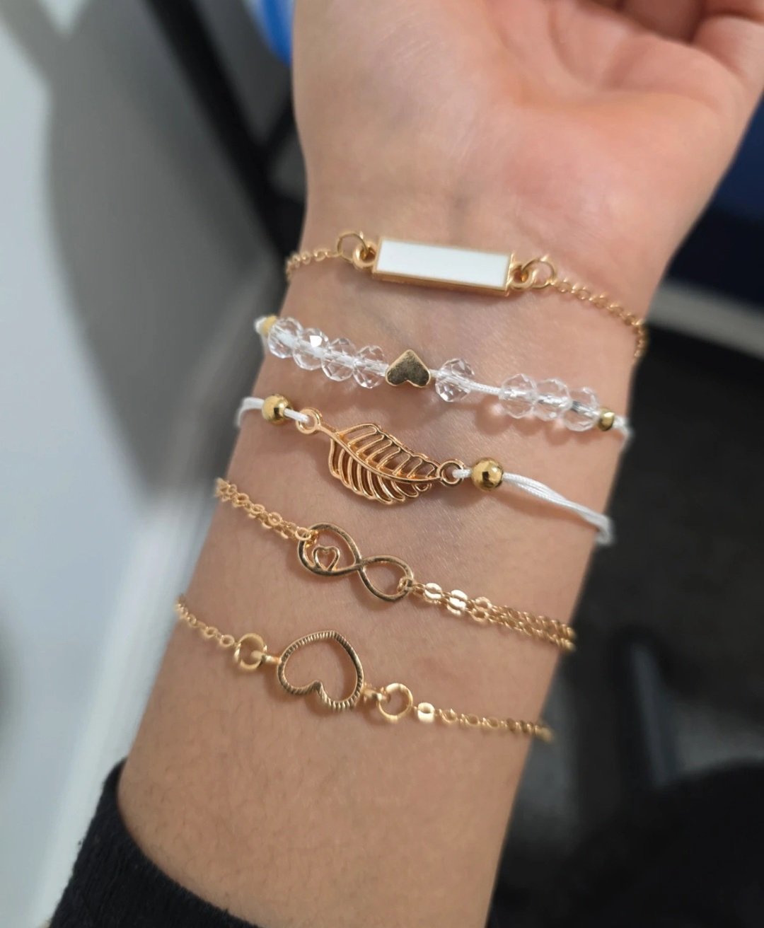 Set of 5 brecelate , Unbranded, One Size, New condition — preloved on SilentSale®