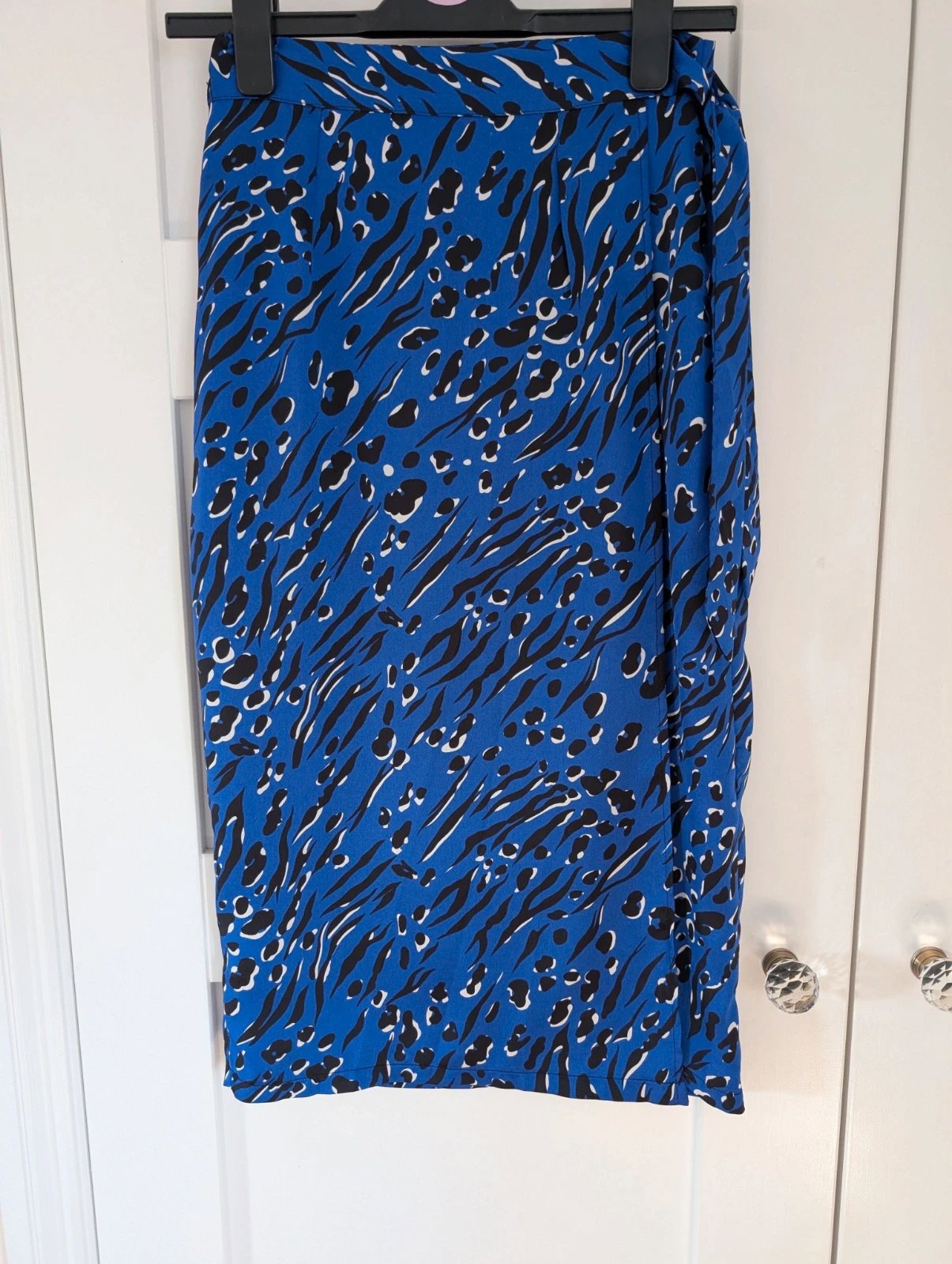 Quiz Work, Casual Holiday Skirt 8, Quiz, 8, New condition — preloved on SilentSale®