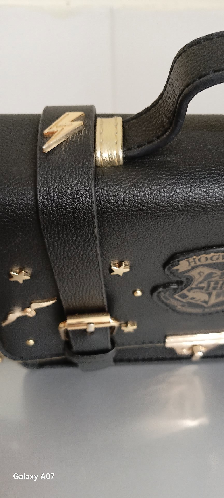 Harry Potter Black Hogwarts Satchel Bag with Gold Details, Harry Potter, One Size, Excellent condition — preloved on SilentSale®