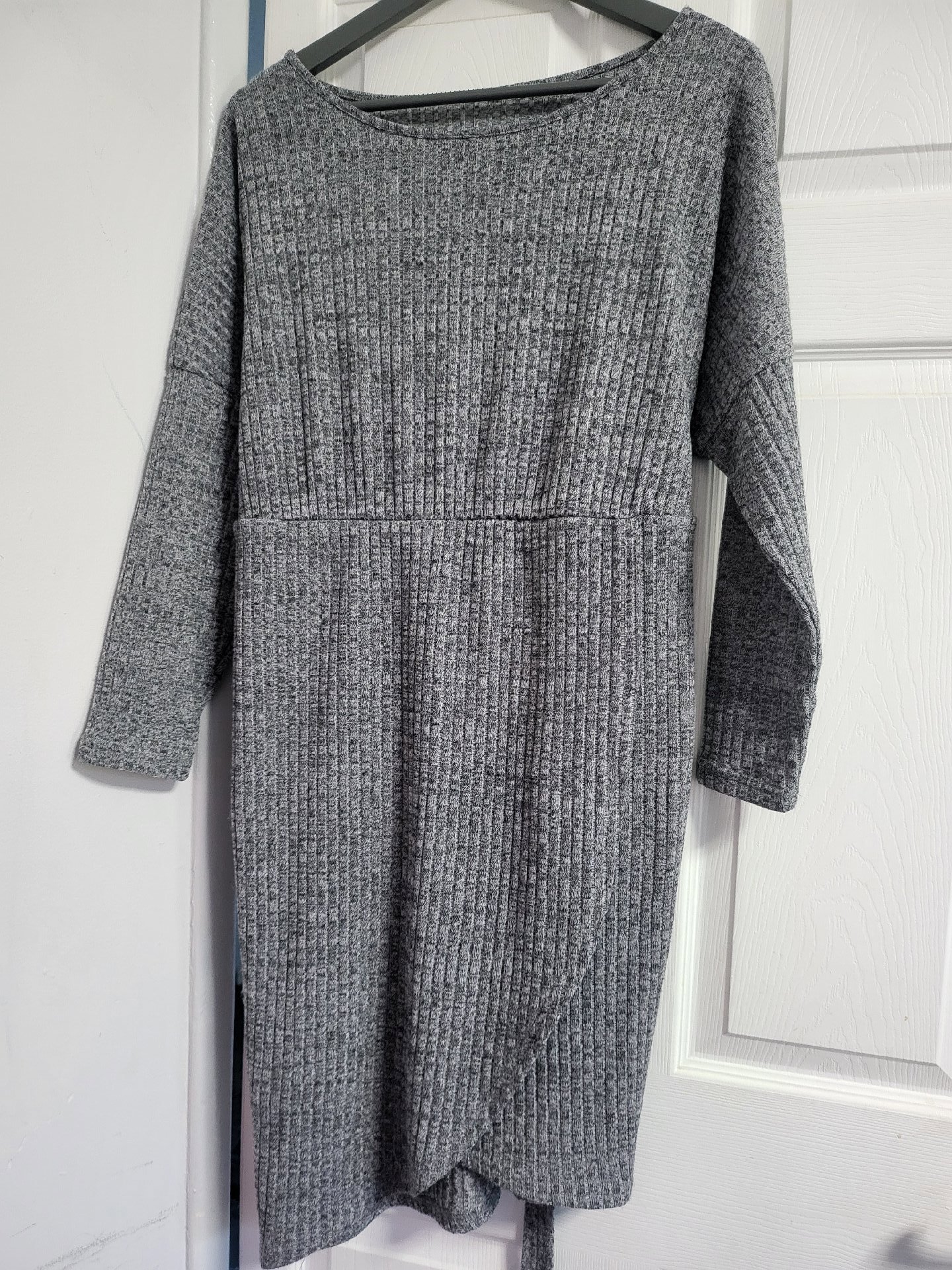 Grey Ribbed Knit Midi Dress with Tie Waist, PrettyLittleThing, 16, Excellent condition — preloved on SilentSale®