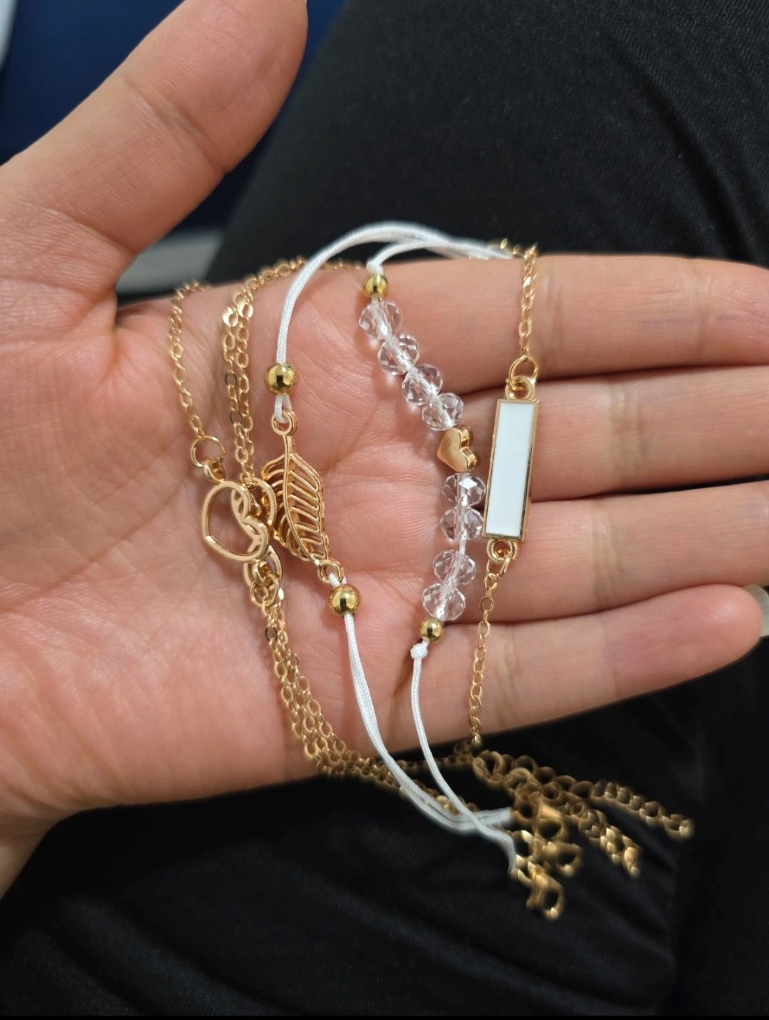 Set of 5 brecelate , Unbranded, One Size, New condition — preloved on SilentSale®