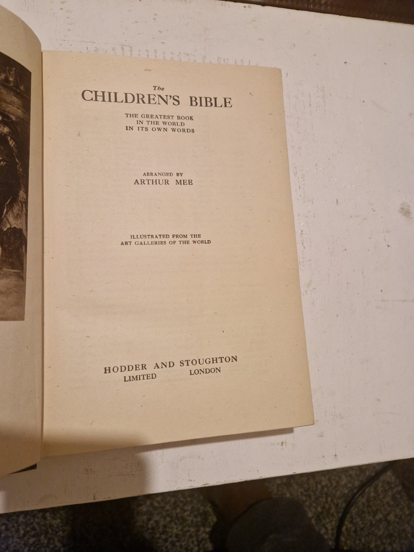 The Children's Bible Illustrated Edition Hardcover Book, Unbranded, Hardback, Good condition — preloved on SilentSale®
