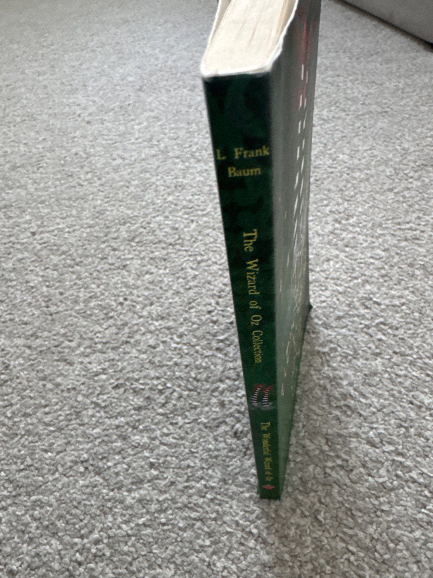 The Wonderful Wizard of Oz (The Wizard of Oz Collection) — L. Frank Baum, Sweet Cherry Publishing, One Size, Excellent condition — preloved on SilentSale®