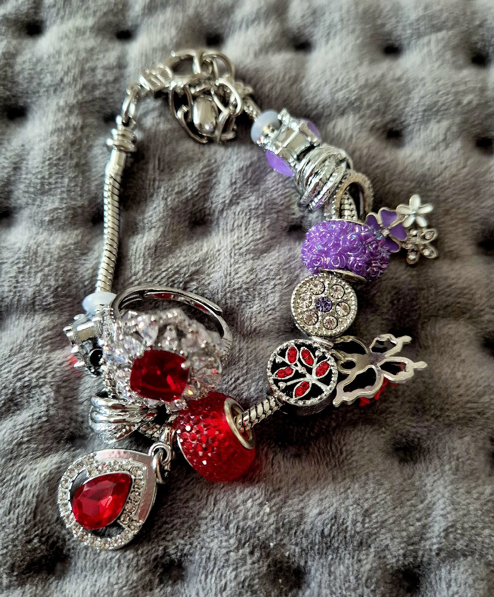 Silver Charm Bracelet with Red and Purple Beads, Unbranded, One Size, Excellent condition — preloved on SilentSale®