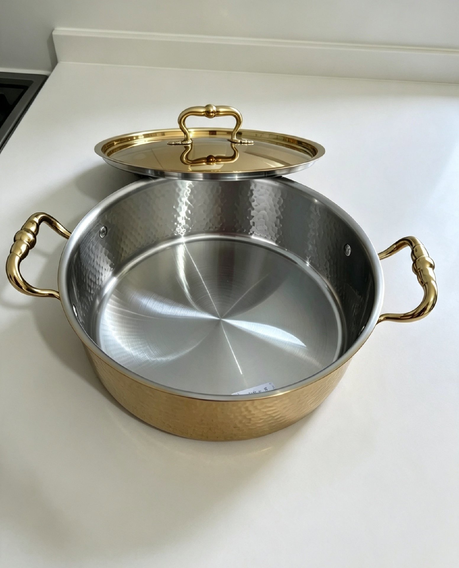 Luxury heavy duty 32cm stainless steel cooking pot , Unbranded, Large, New condition — preloved on SilentSale®