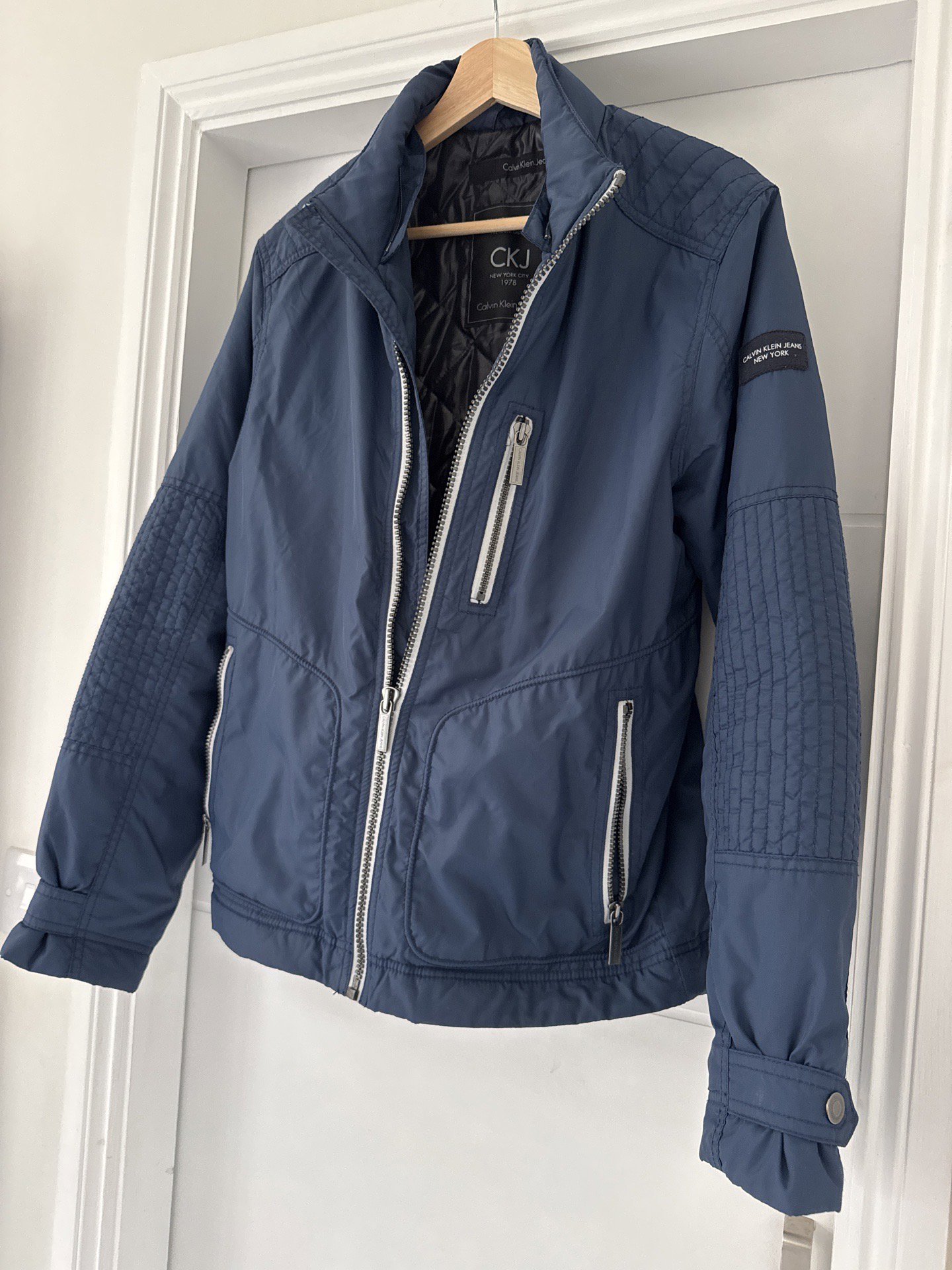 Calvin Klein Jeans Blue Technical Outerwear Jacket – M, Calvin Klein, M, Excellent condition — preloved on SilentSale®