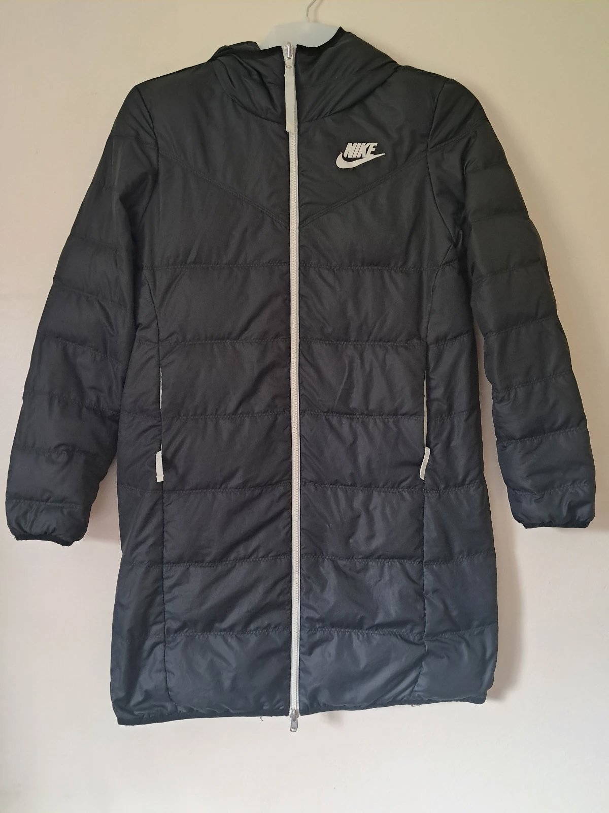 Nike Sportswear Windrunner Reversible Down Parka Jacket - Medium, Nike, M, Excellent condition — preloved on SilentSale®