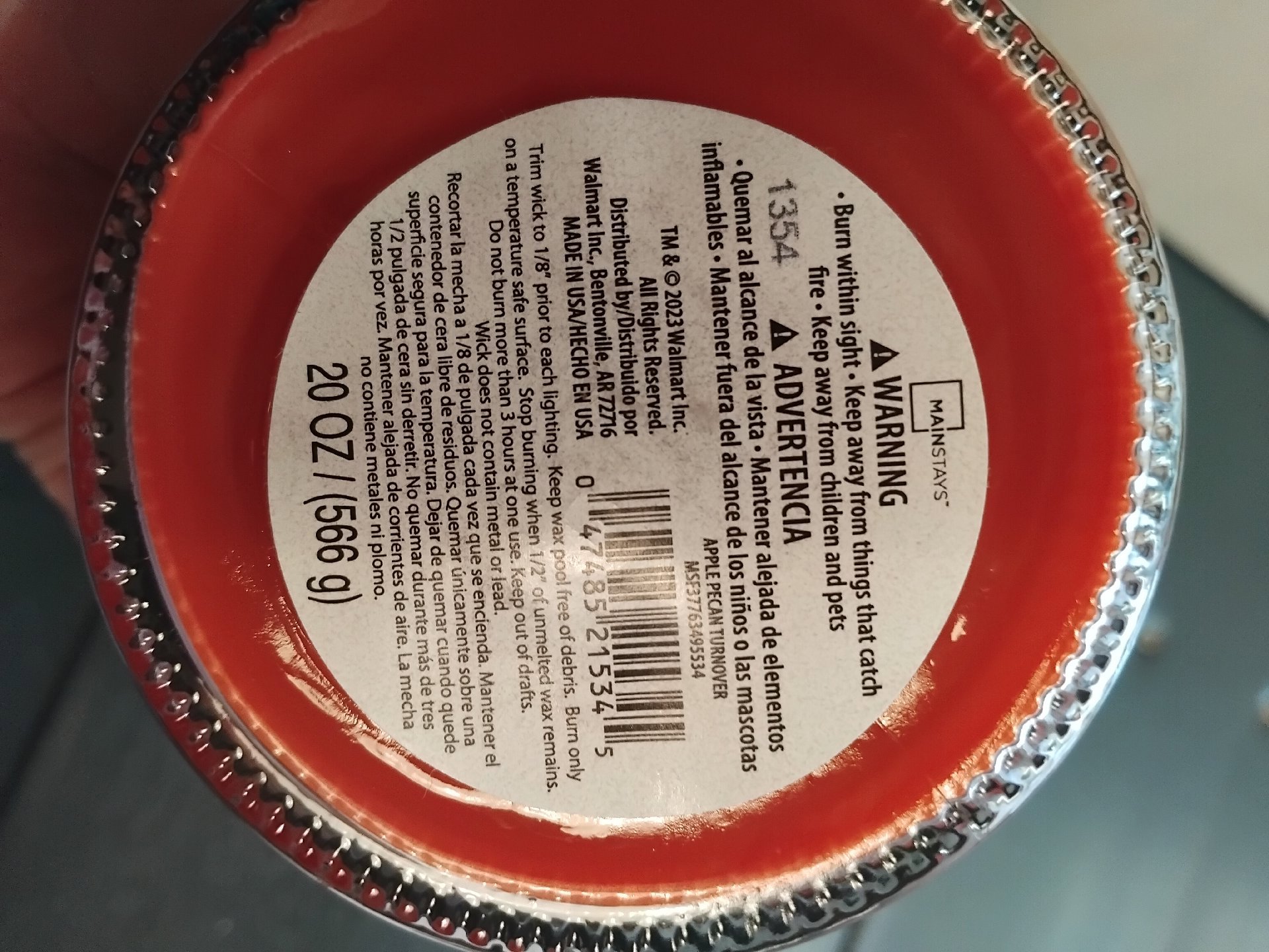 Mainstays Apple Pecan Turnover Scented Candle 20oz, Mainstays, 20oz, New condition — preloved on SilentSale®