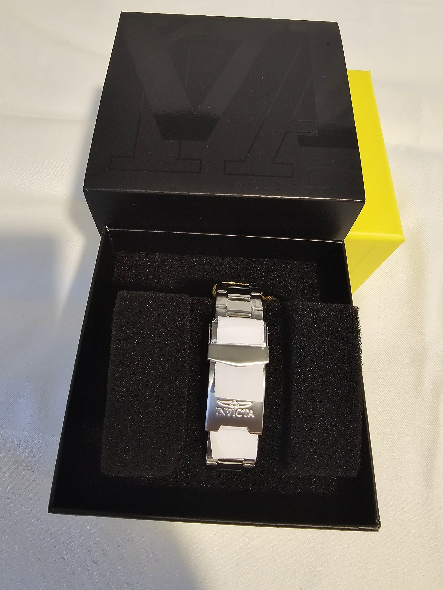 Invicta Stainless Steel 34mm Blue Green Dial Watch, Invicta, One Size, Excellent condition — preloved on SilentSale®