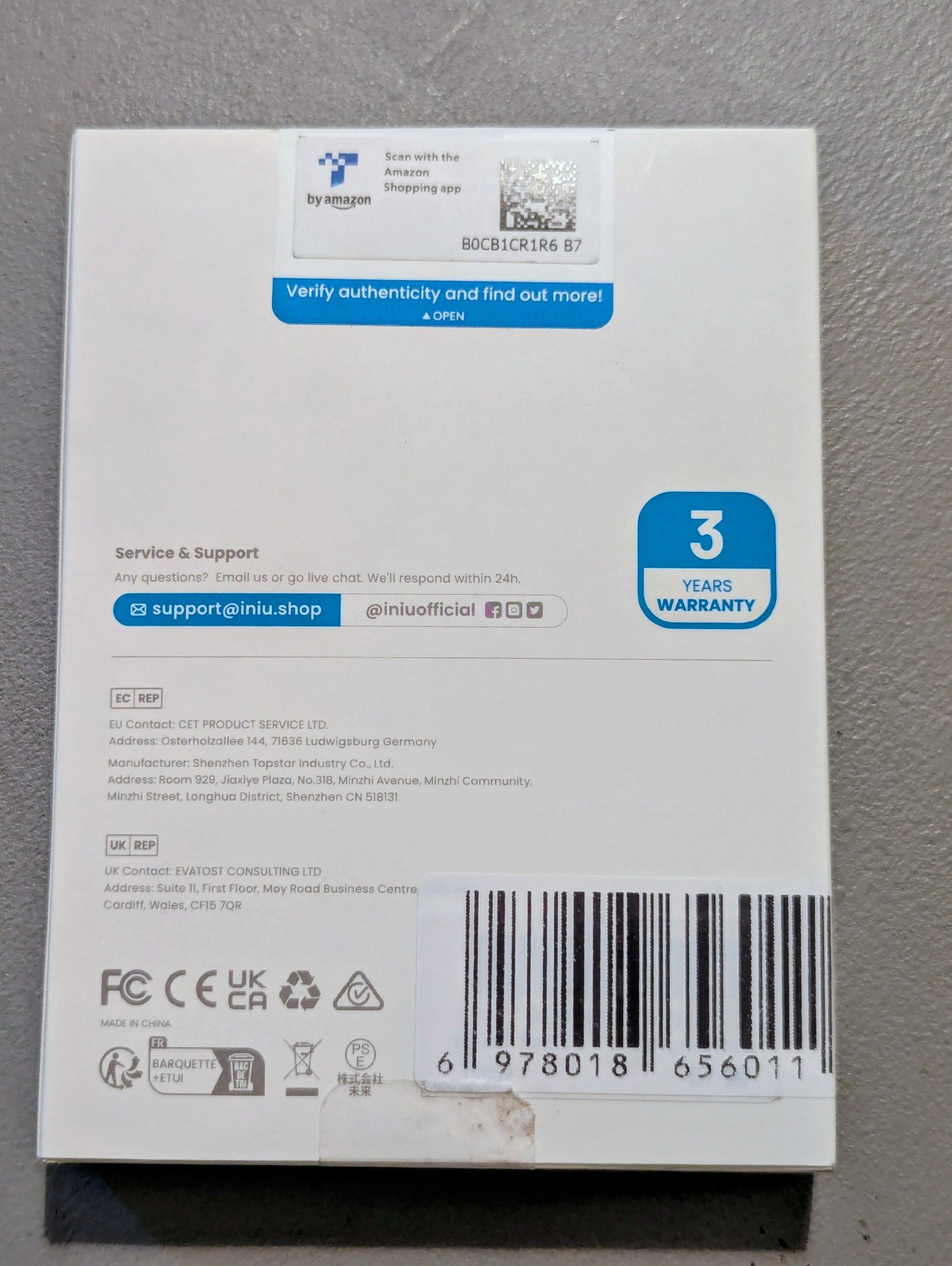 INIU MagPro Slim 6000mAh Magnetic Wireless Power Bank BI-B7, Iniu, One Size, Excellent condition — preloved on SilentSale®