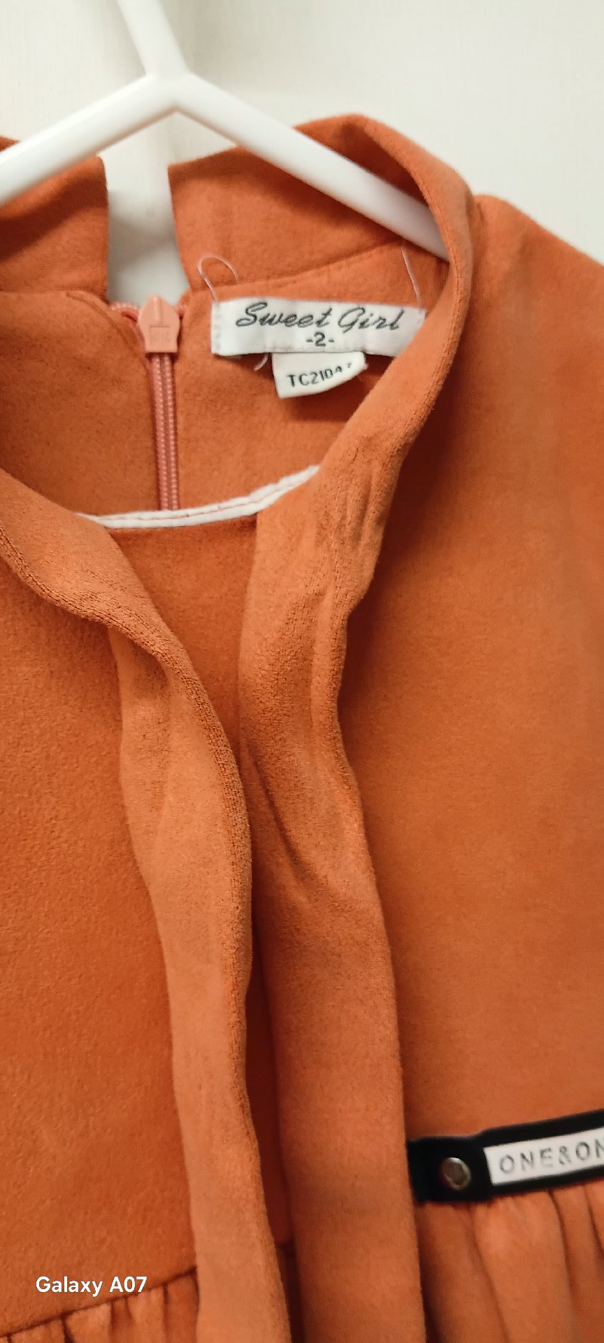 Sweet Girl Orange Girls Dress With Puff Sleeves – Age 2, Sweet Girl, 2 years, Excellent condition — preloved on SilentSale®