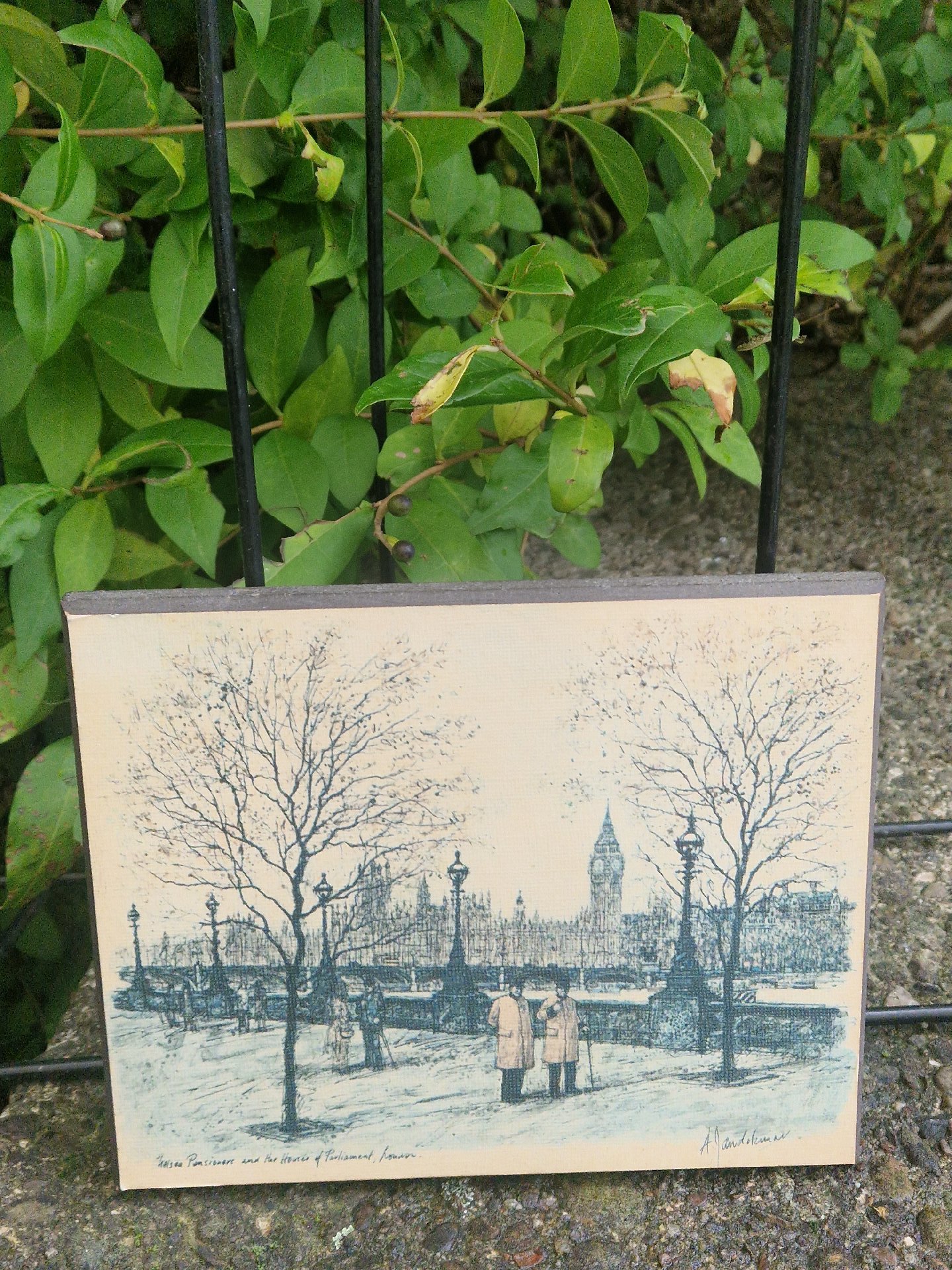 Etching titled 'London Scene with Big Ben' by Alex Jawdokimov, BIG, One Size, Excellent condition — preloved on SilentSale®