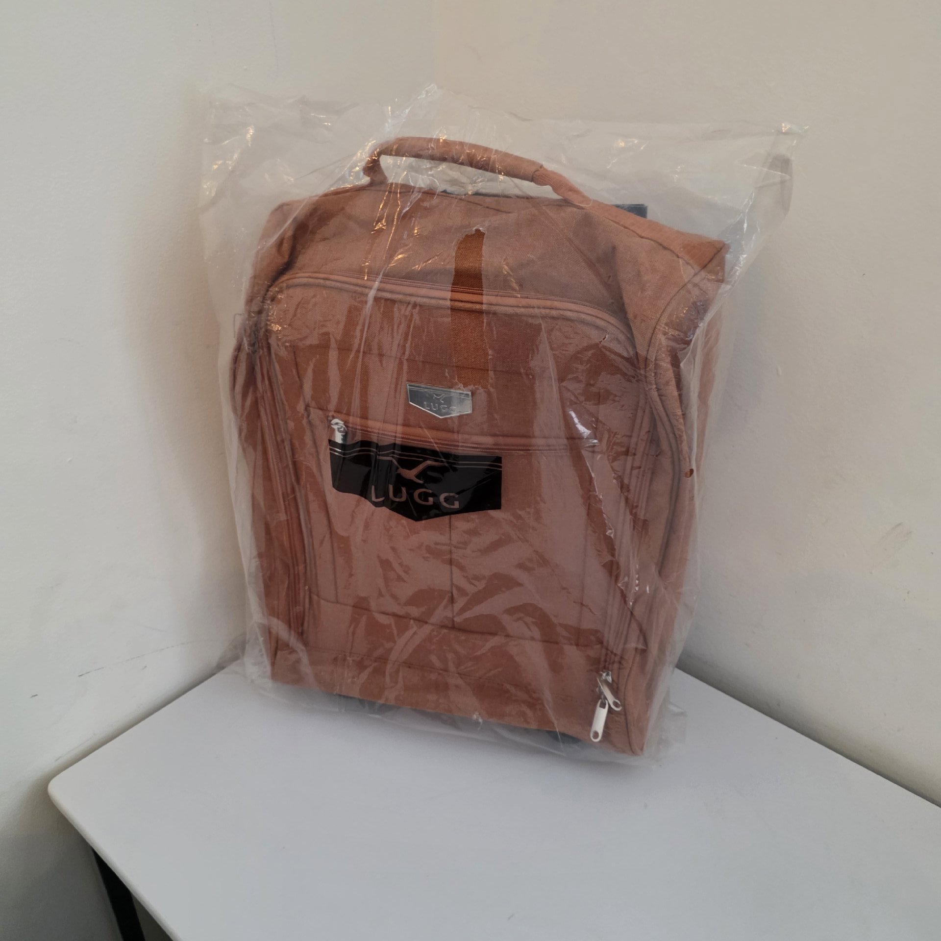 Lugg Brown Soft Fabric Travel Bag with Front Pocket, Lugg, Medium, New condition — preloved on SilentSale®