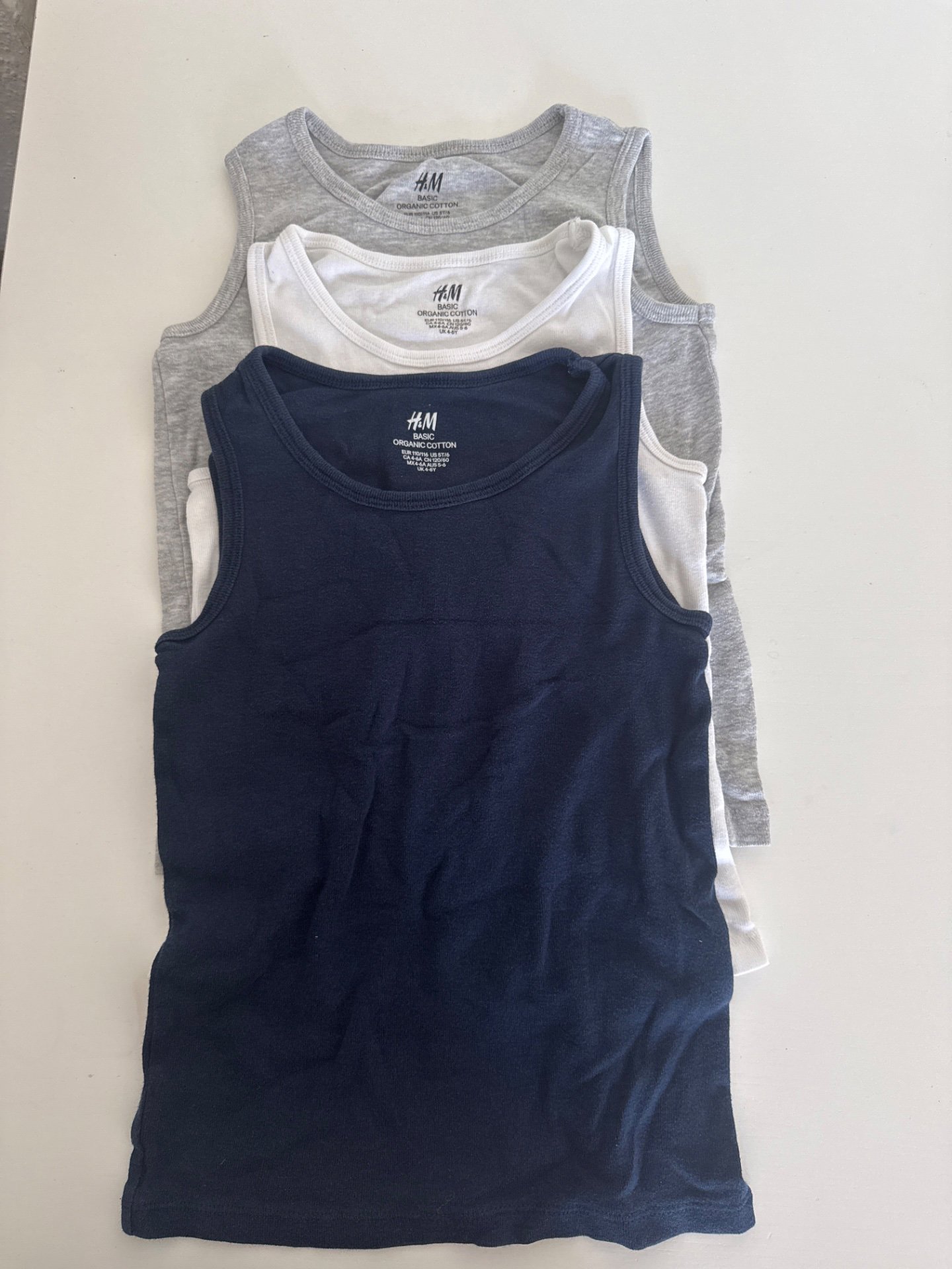 H&M Boys' Sleeveless Vests – Size 6-8Y, H&M, 5-6 years, Excellent condition — preloved on SilentSale®