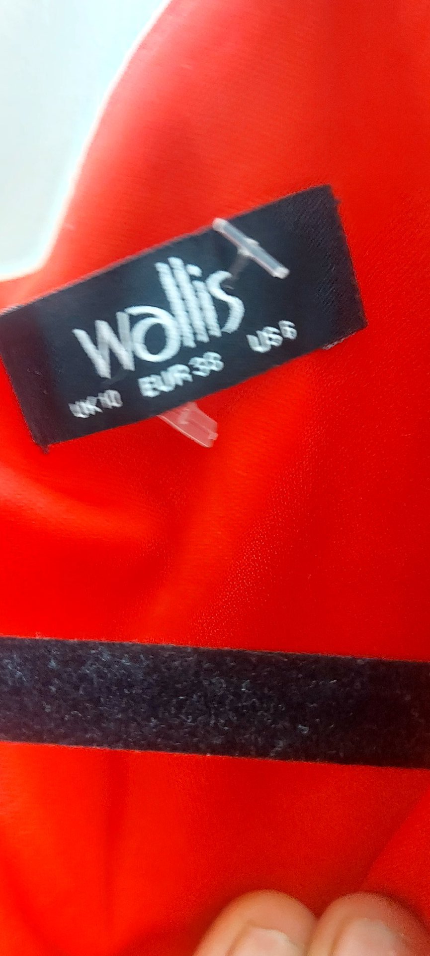 Wallis Red Long Sleeve Bodycon Dress – UK 10wall, Wallis, 10, Excellent condition — preloved on SilentSale®