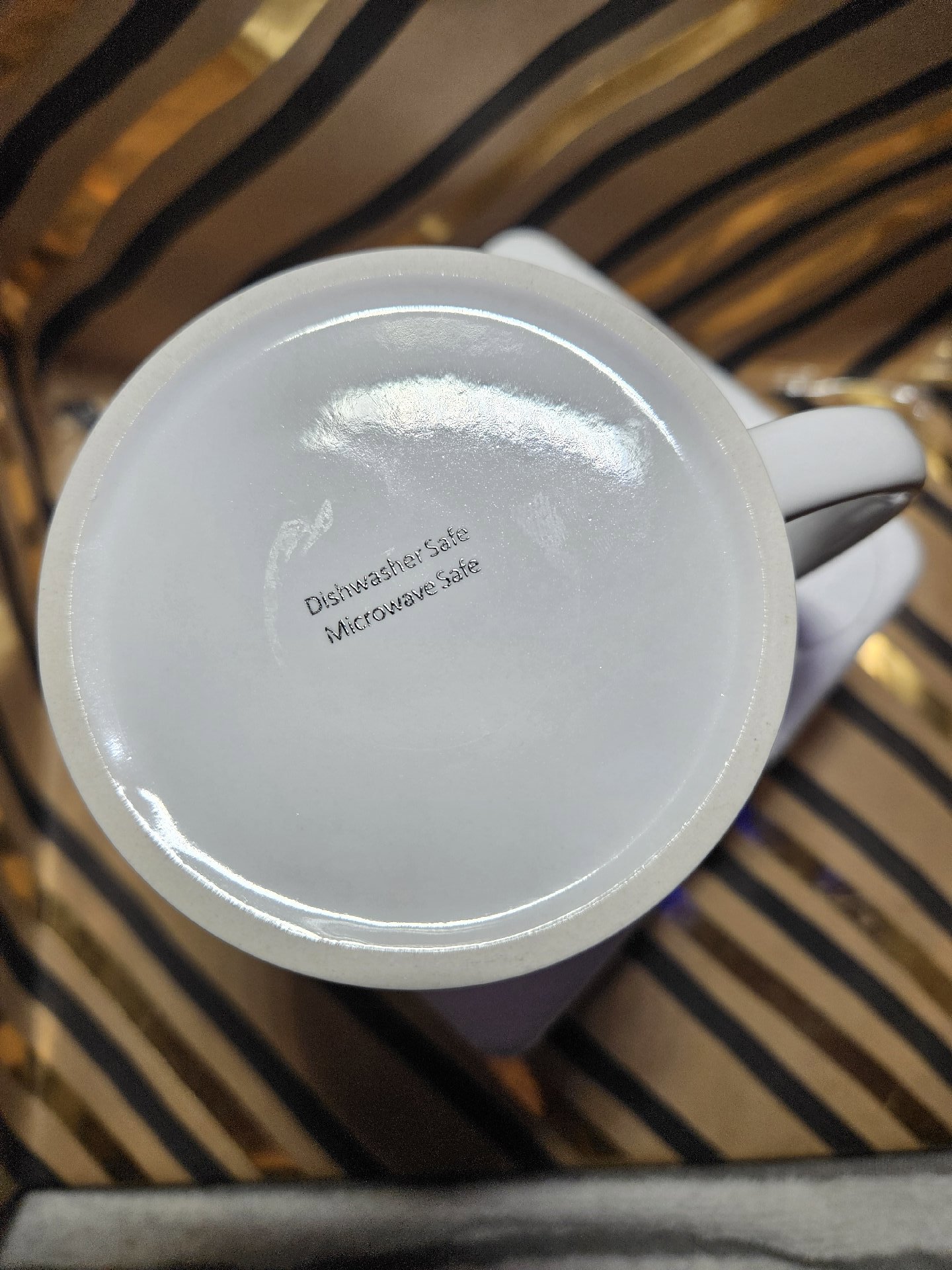 Ceramic Mug with Never Give Up Print, Unbranded, One Size, New condition — preloved on SilentSale®