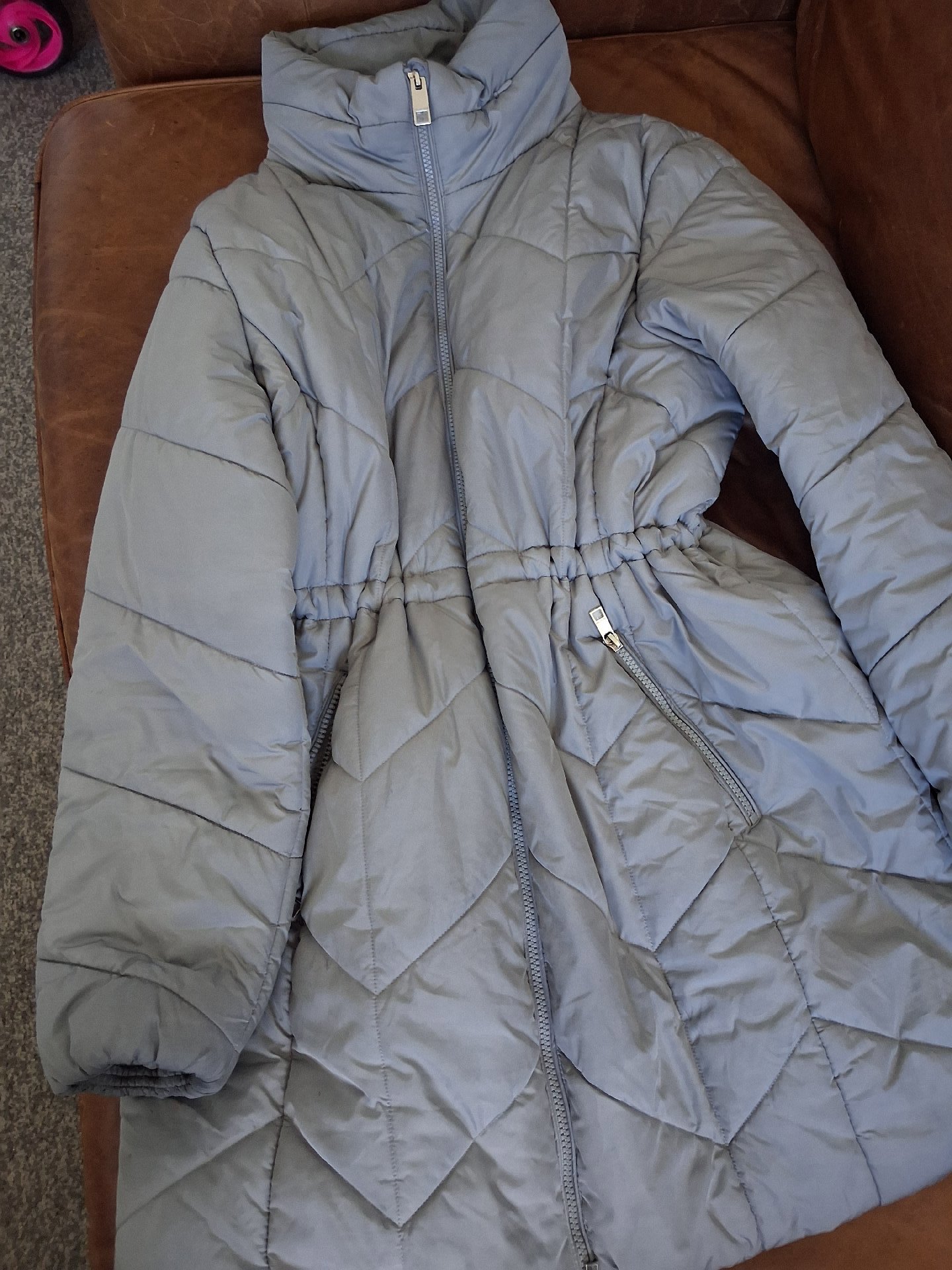 Grey Quilted Puffer Coat with Waist Detail, Unbranded, 18, Excellent condition — preloved on SilentSale®