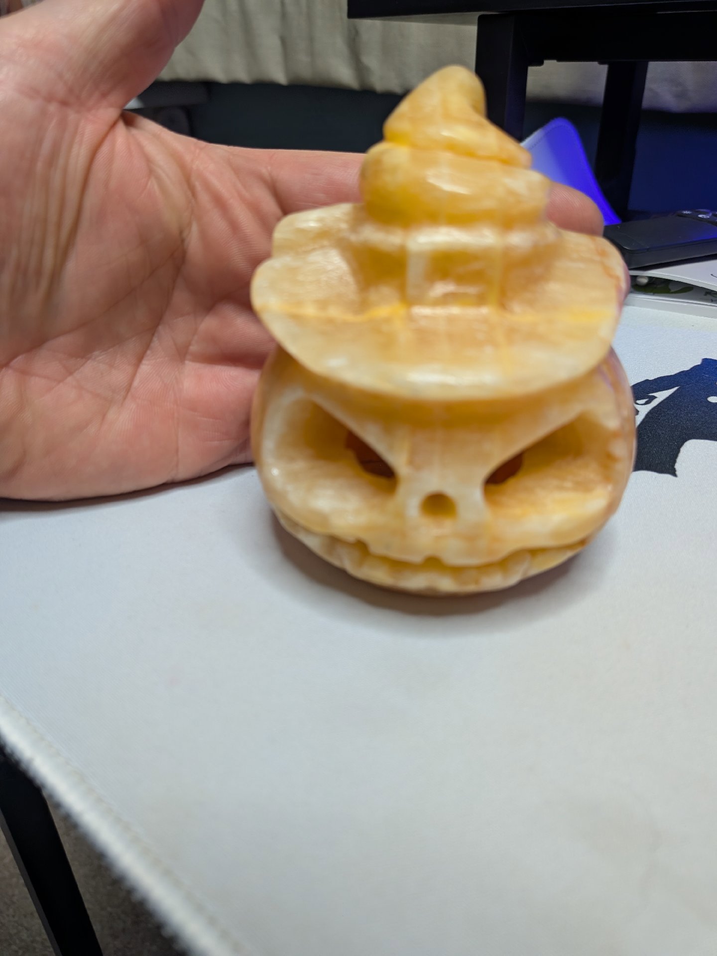 Carved yellow calcite Halloween Pumpkin tea light holder, Other, Medium, Excellent condition — preloved on SilentSale®