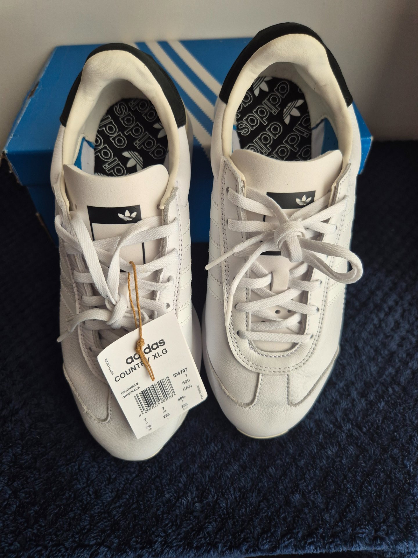 Adidas Country XLG White Trainers – UK 7, Adidas, 7, New condition — preloved on SilentSale®