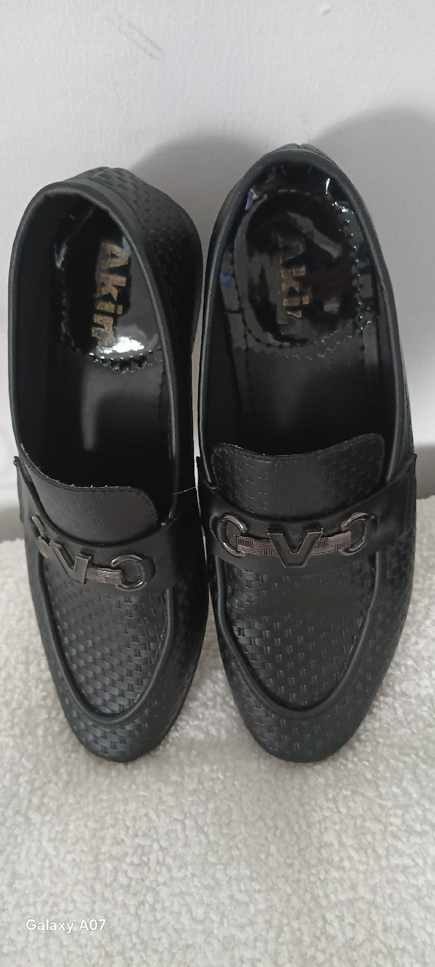 Black Fringe Ankle Boots with Block Heel, Akira, EU 40, Excellent condition — preloved on SilentSale®