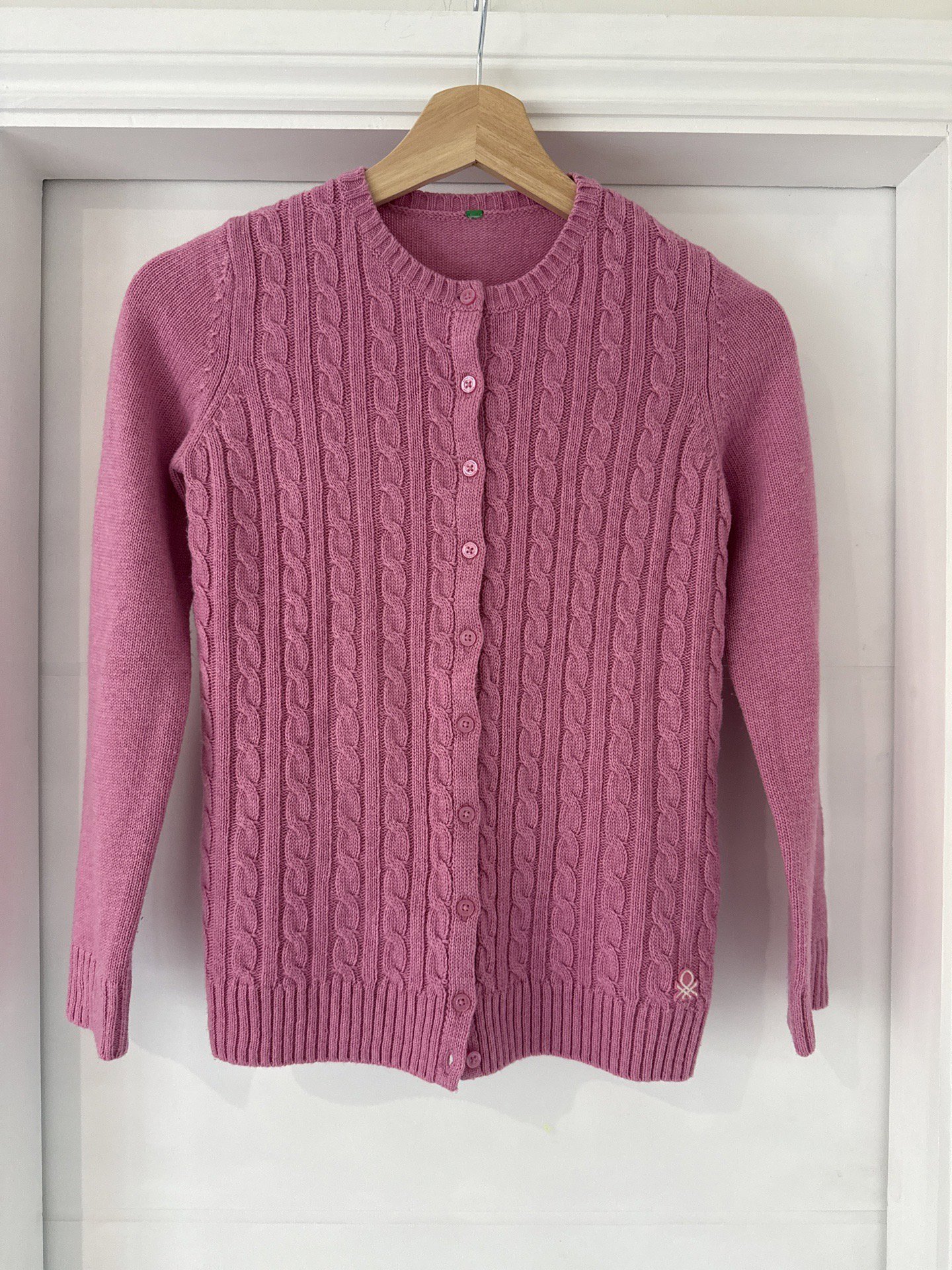 Benetton Pink Cable Knit Cardigan 10-11 Years, Benetton, 10-11 years, Excellent condition — preloved on SilentSale®