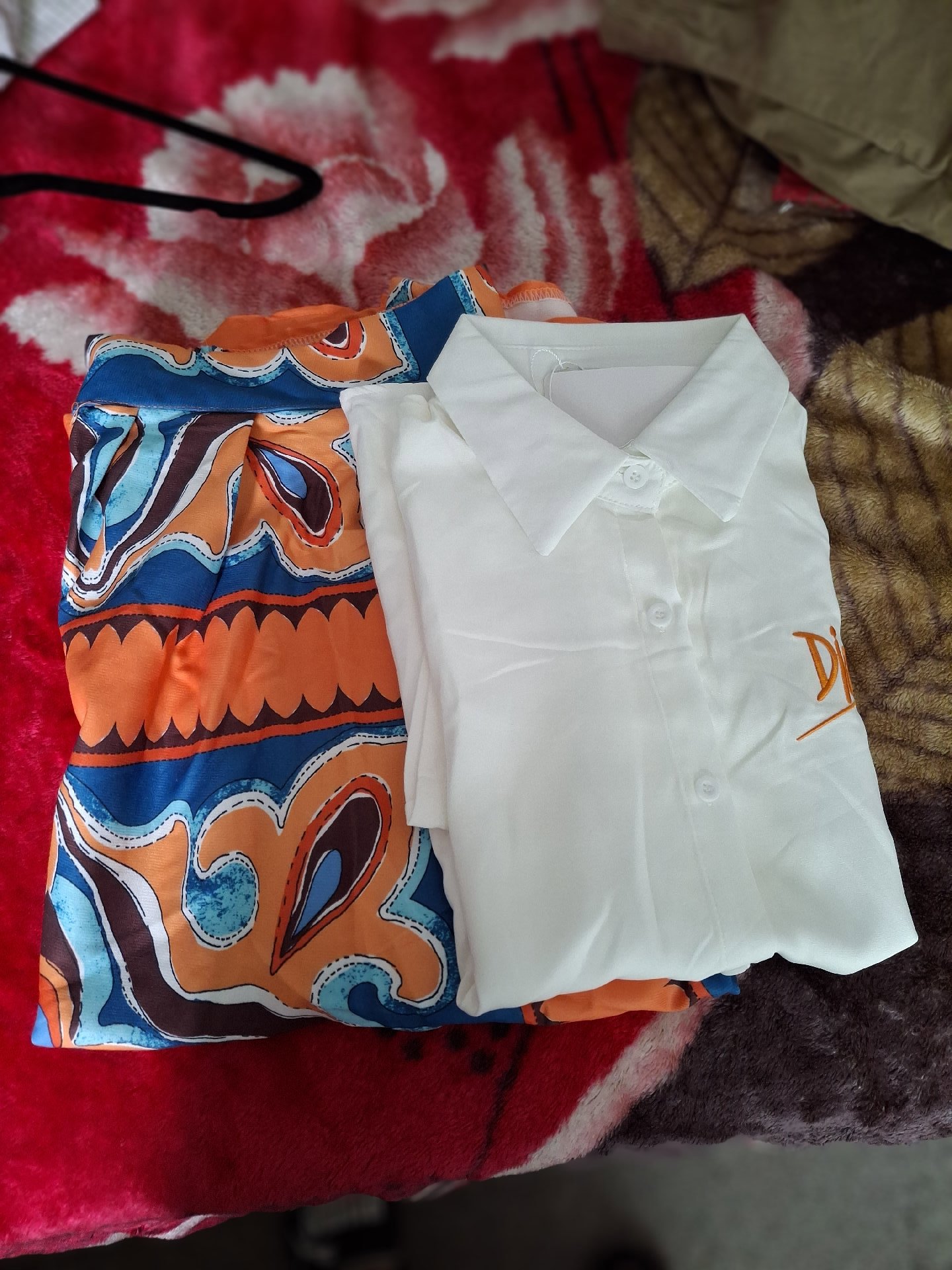 Tu White Short Sleeve Shirt and Orange Patterned Skirt Setlony, Unbranded, 16, New condition — preloved on SilentSale®