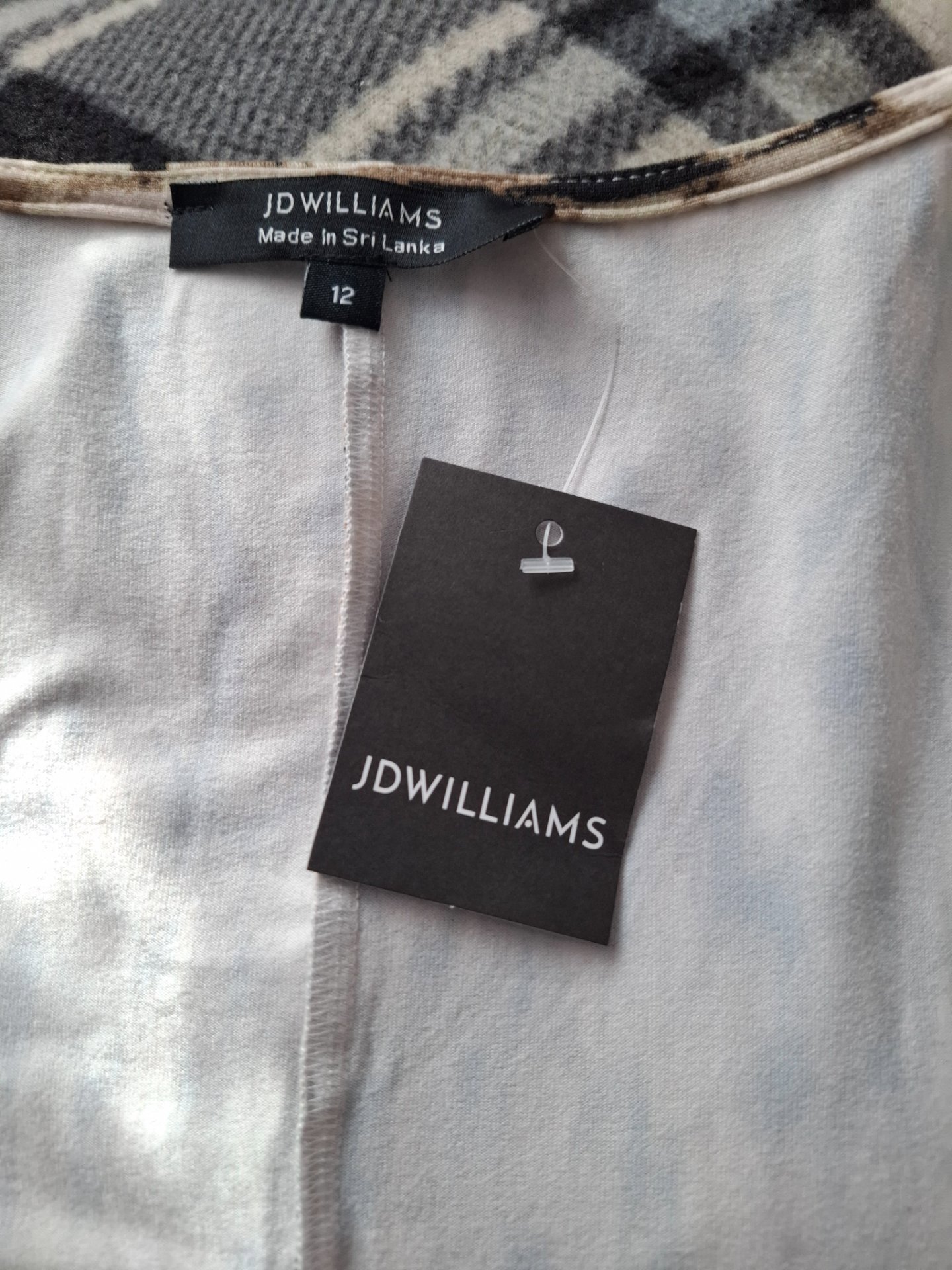 JD Williams Green Tunic Top – Size 16, JD Williams, 16, New condition — preloved on SilentSale®